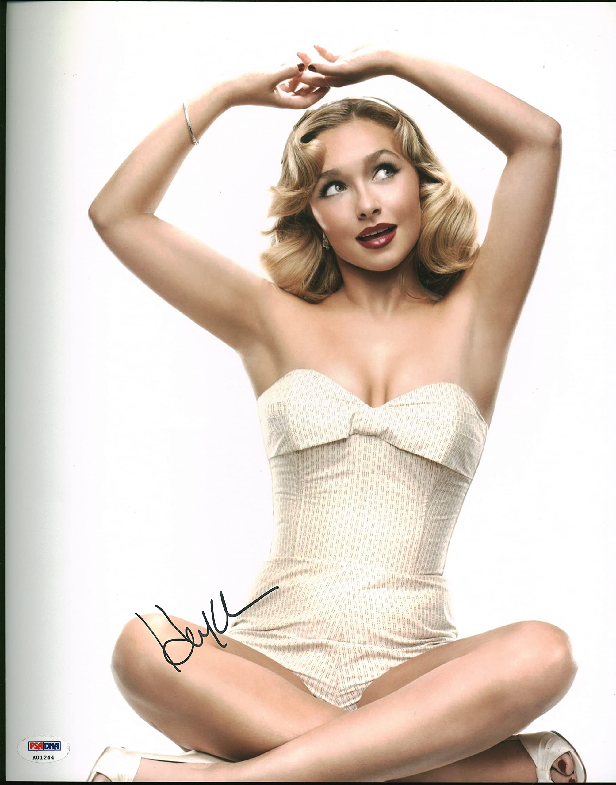 Hayden Panettiere Nashville Authentic Signed 11x14 Photo Autographed PSA #K01244
