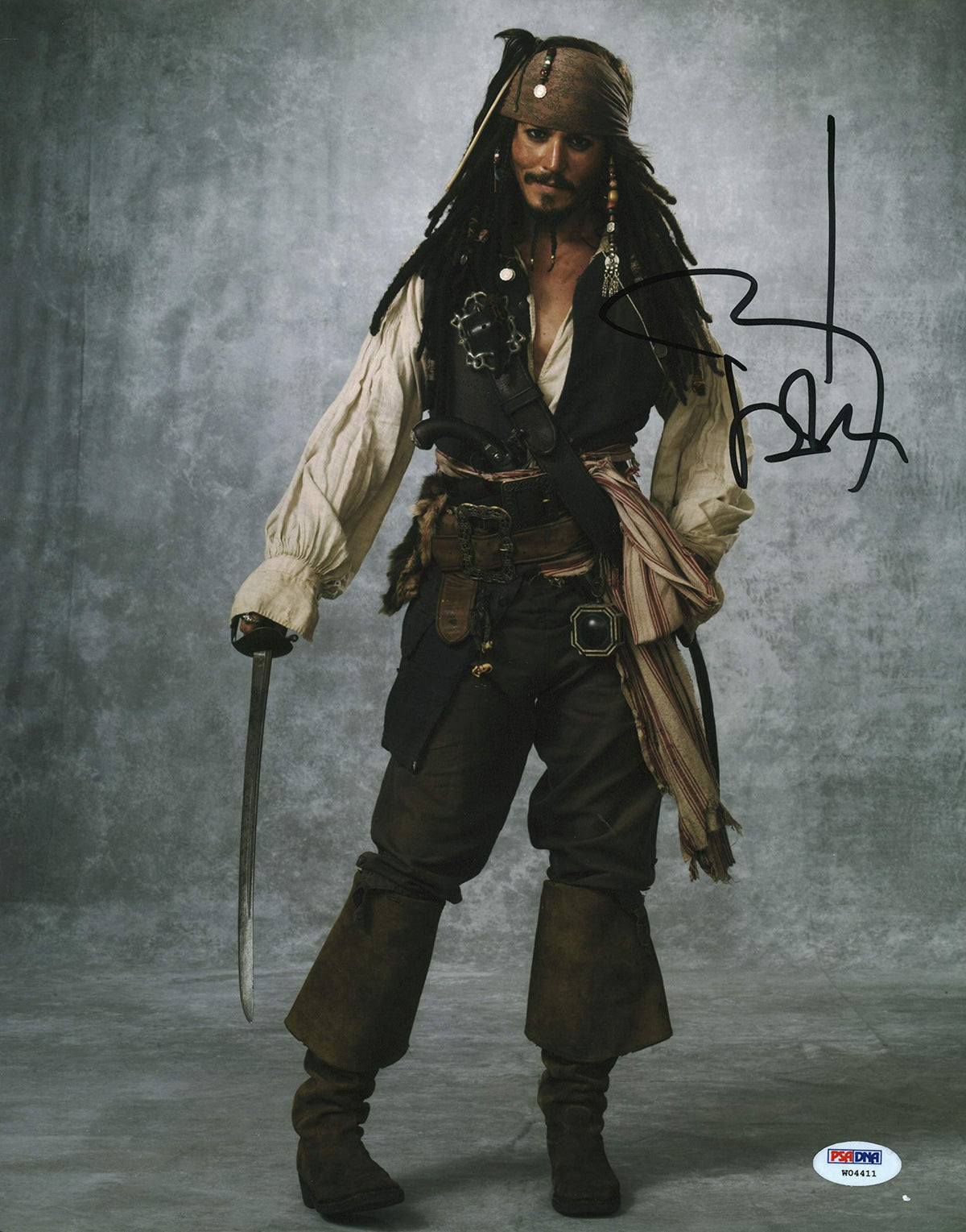 Johnny Depp Pirates Of The Caribbean Signed 11x14 Photo Graded 10! PSA #W04411