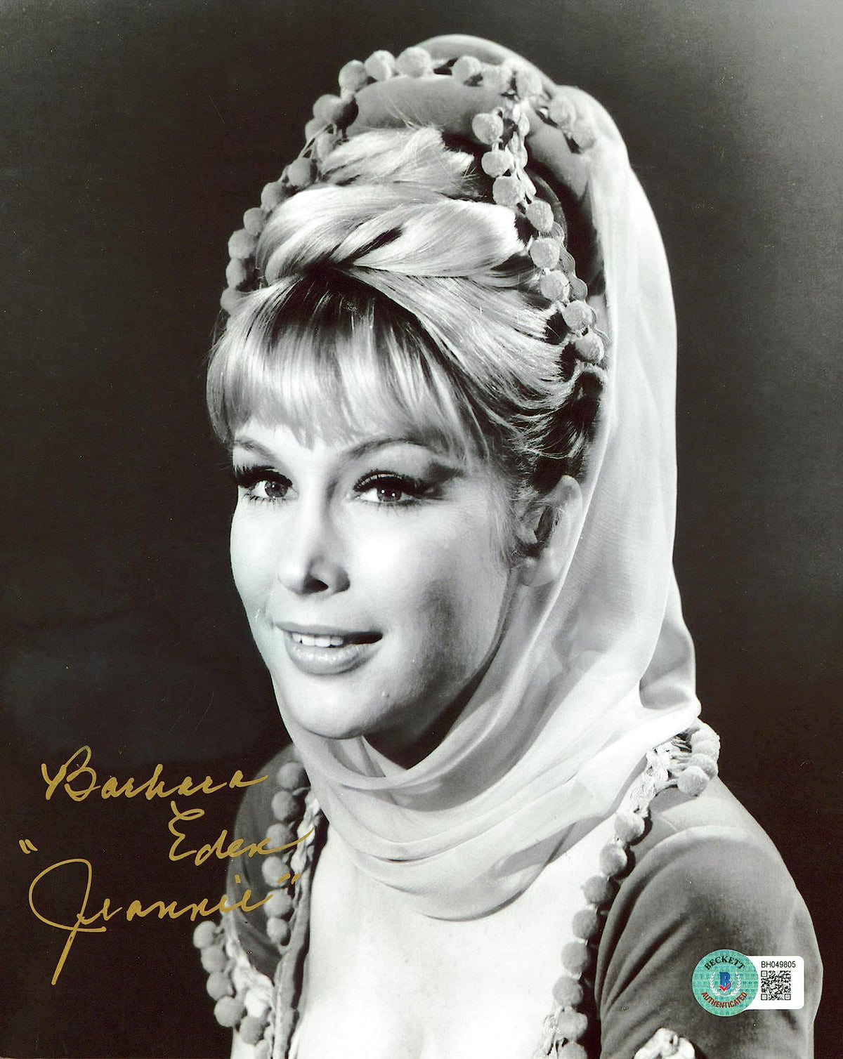 Barbara Eden I Dream of Jeannie "Jeannie" Signed 8x10 Photo BAS #BH049805