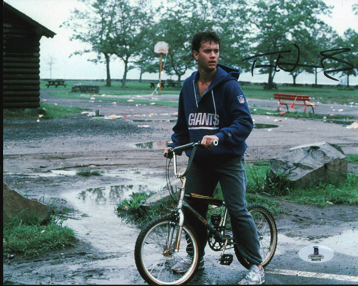 Tom Hanks Big Authentic Signed 8x10 Photo Autographed BAS #B04978