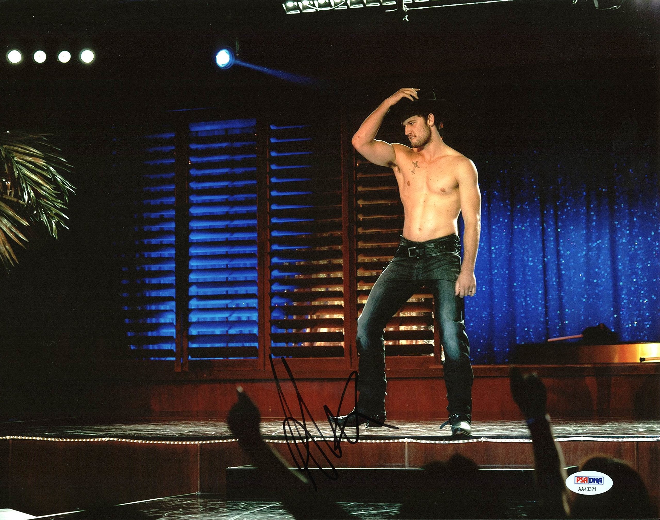 Alex Pettyfer Magic Mike Authentic Signed 11X14 Photo PSA/DNA #AA43321