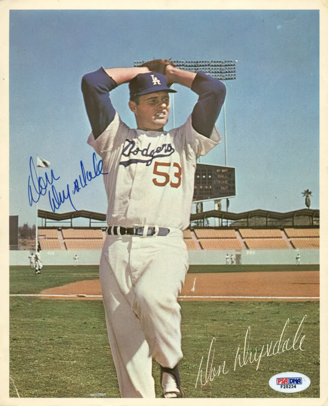 Dodgers Don Drysdale Signed Authentic 8X10 Photo Autographed PSA/DNA #F25234