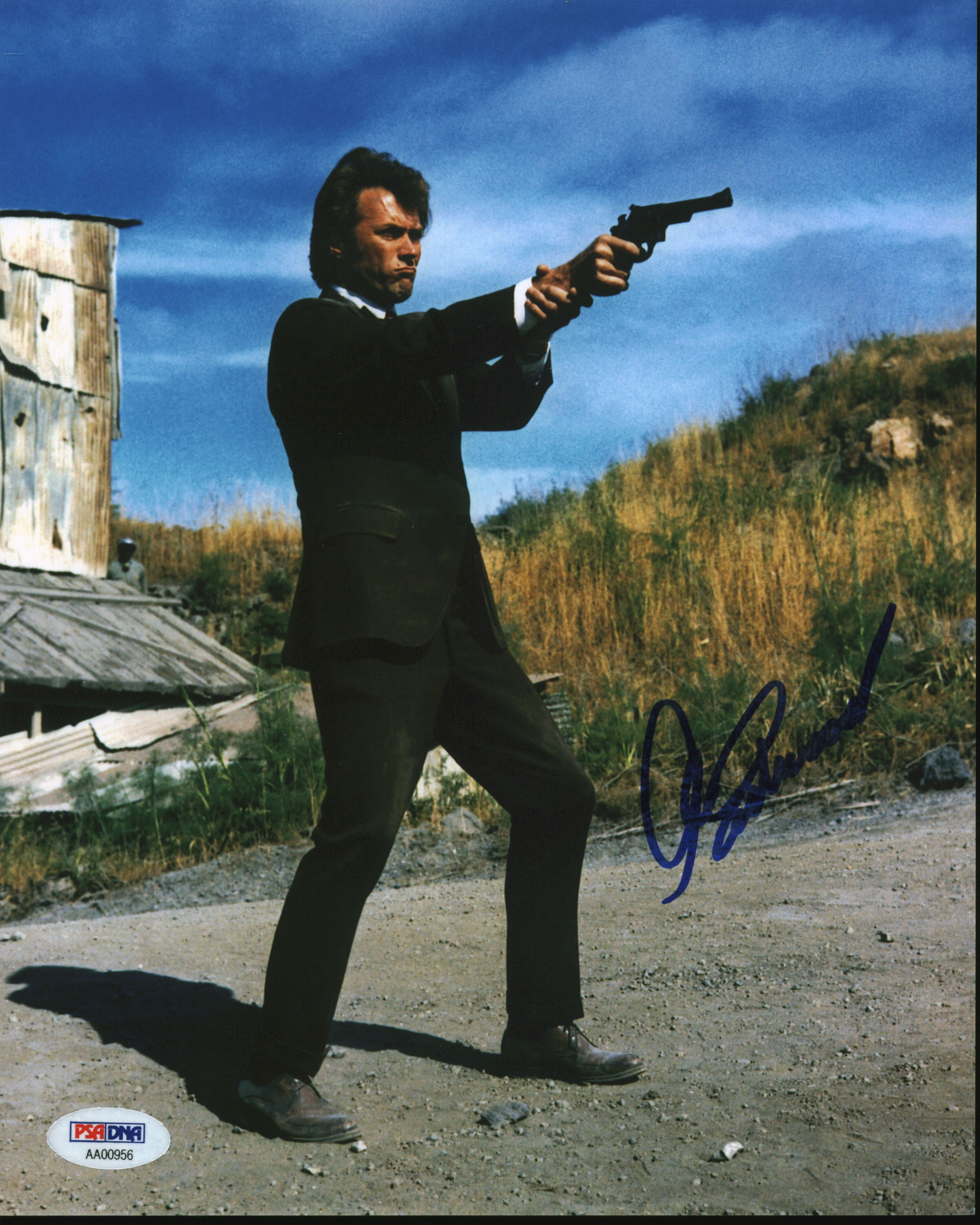 Clint Eastwood Dirty Harry Authentic Signed 8x10 Photo PSA/DNA #AA00956