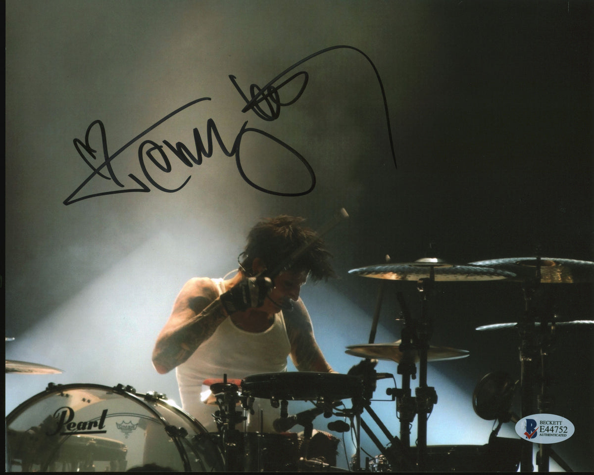 Tommy Lee Motley Crue Authentic Signed 8x10 Photo Autographed BAS #E44752