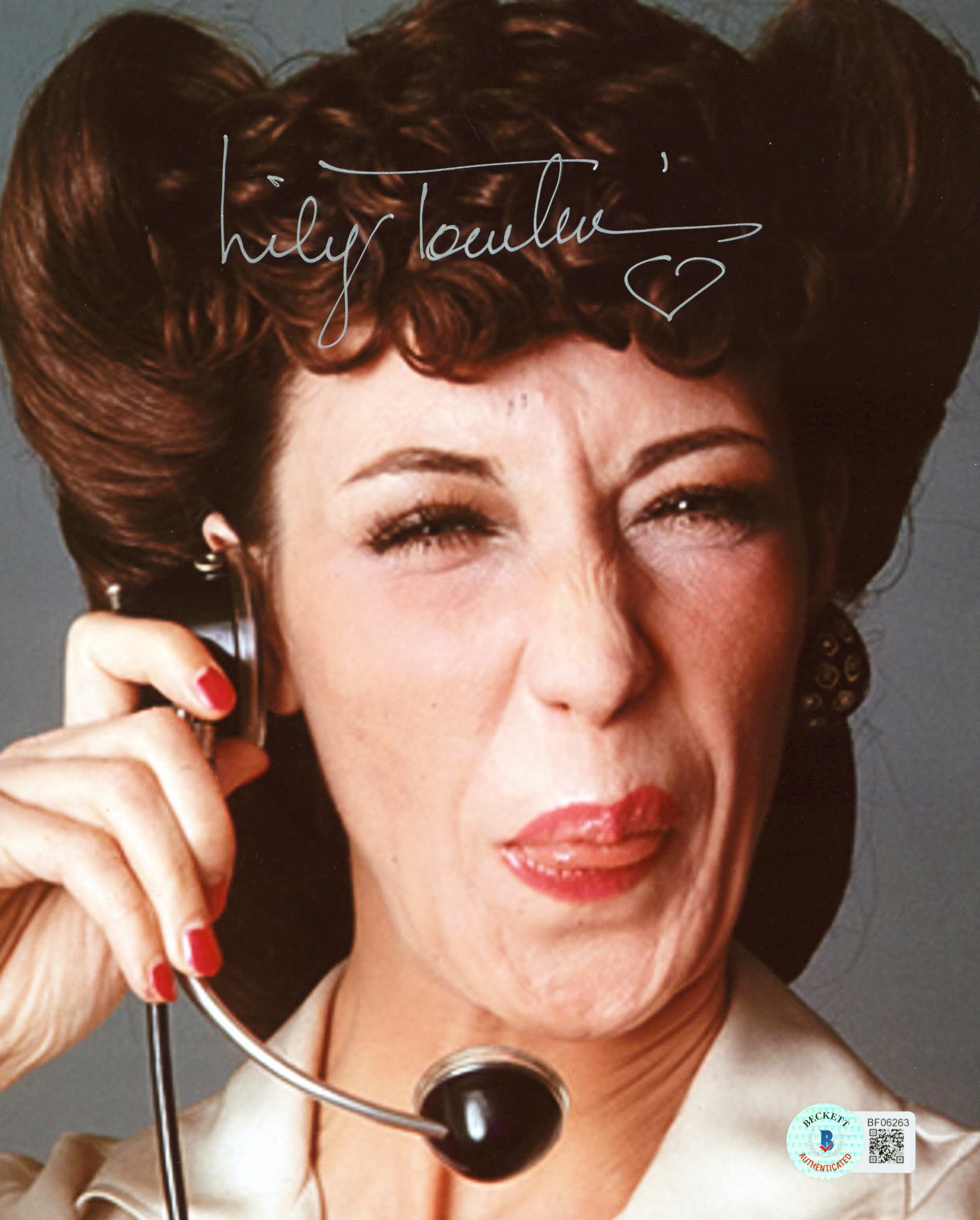 Lily Tomlin Rowan & Martin's Laugh-In Authentic Signed 8x10 Photo BAS #BF06263