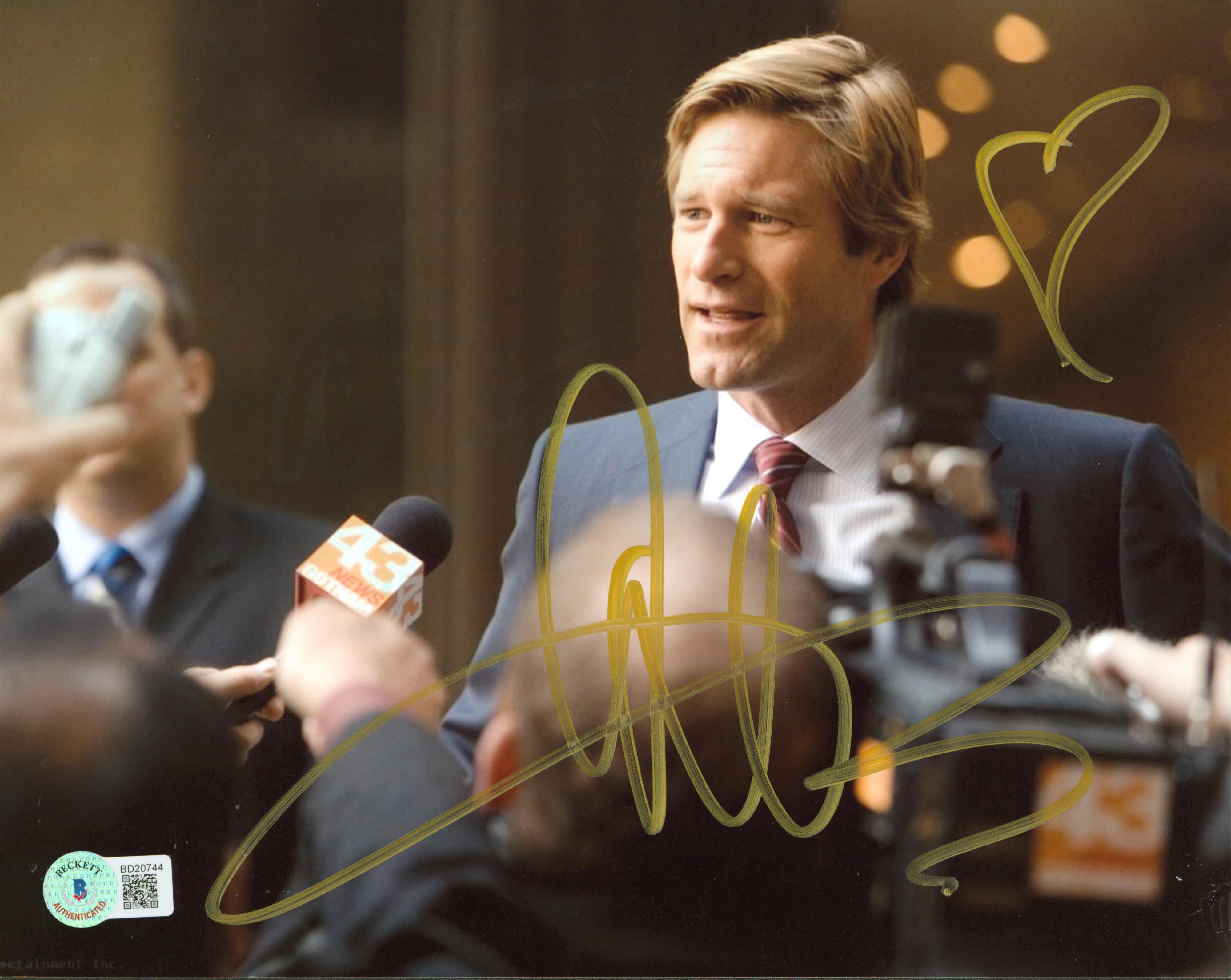 Aaron Eckhart Batman The Dark Knight Rises Signed 8x10 Photo BAS #BD20744