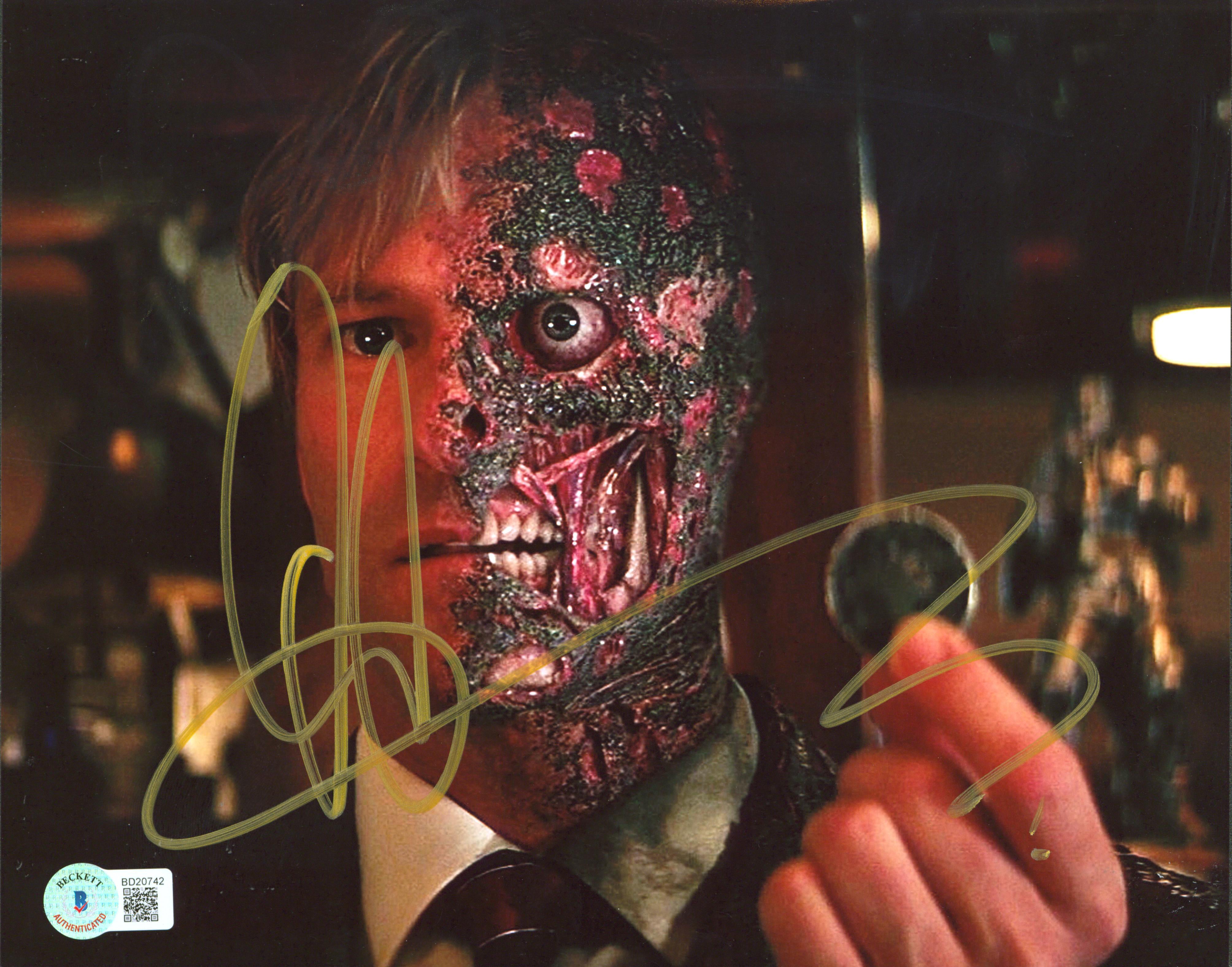 Aaron Eckhart Batman The Dark Knight Rises Signed 8x10 Photo BAS #BD20742