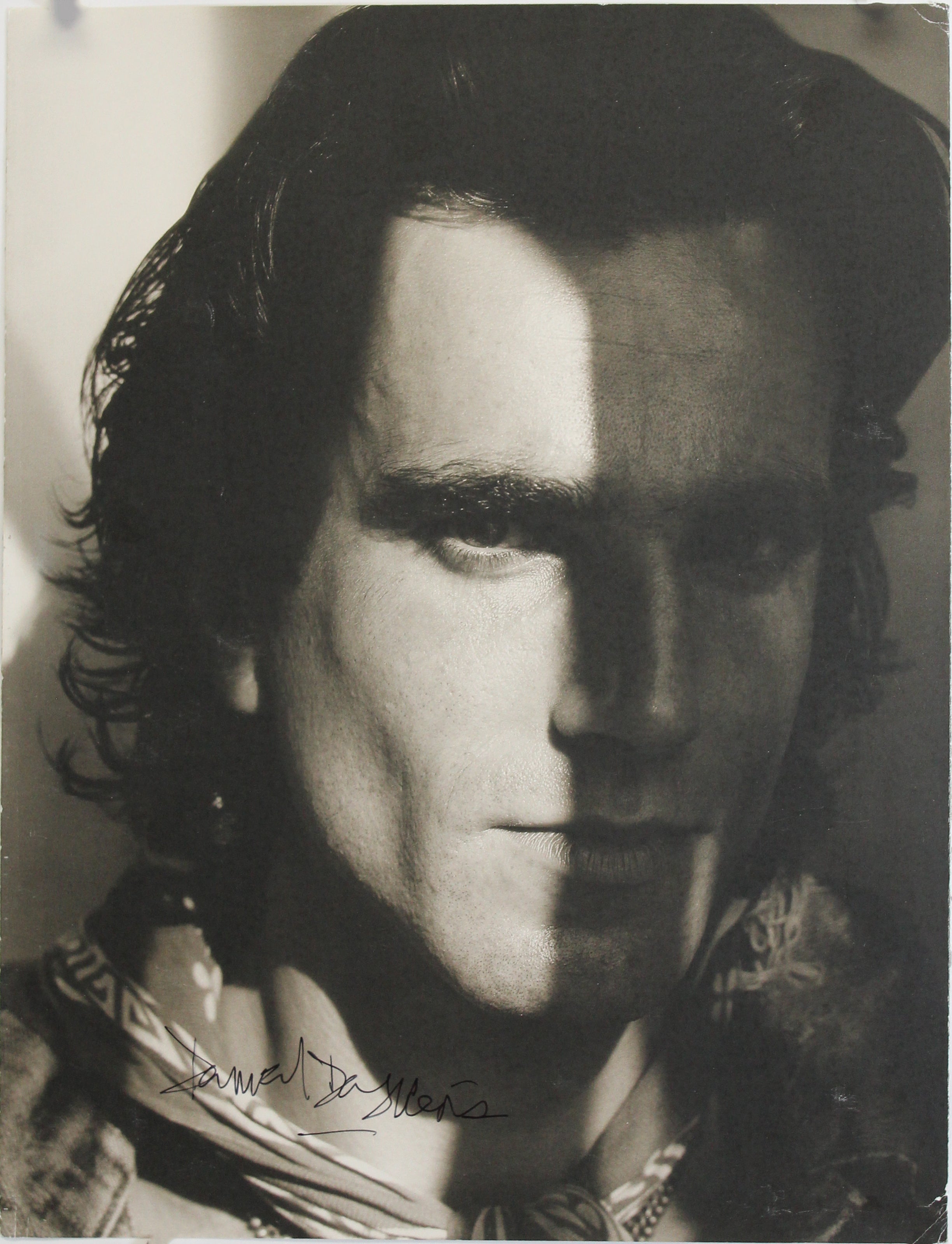 Daniel Day-Lewis Authentic Signed Photo 11.5x15 Magazine Page Photo BAS #AA03337