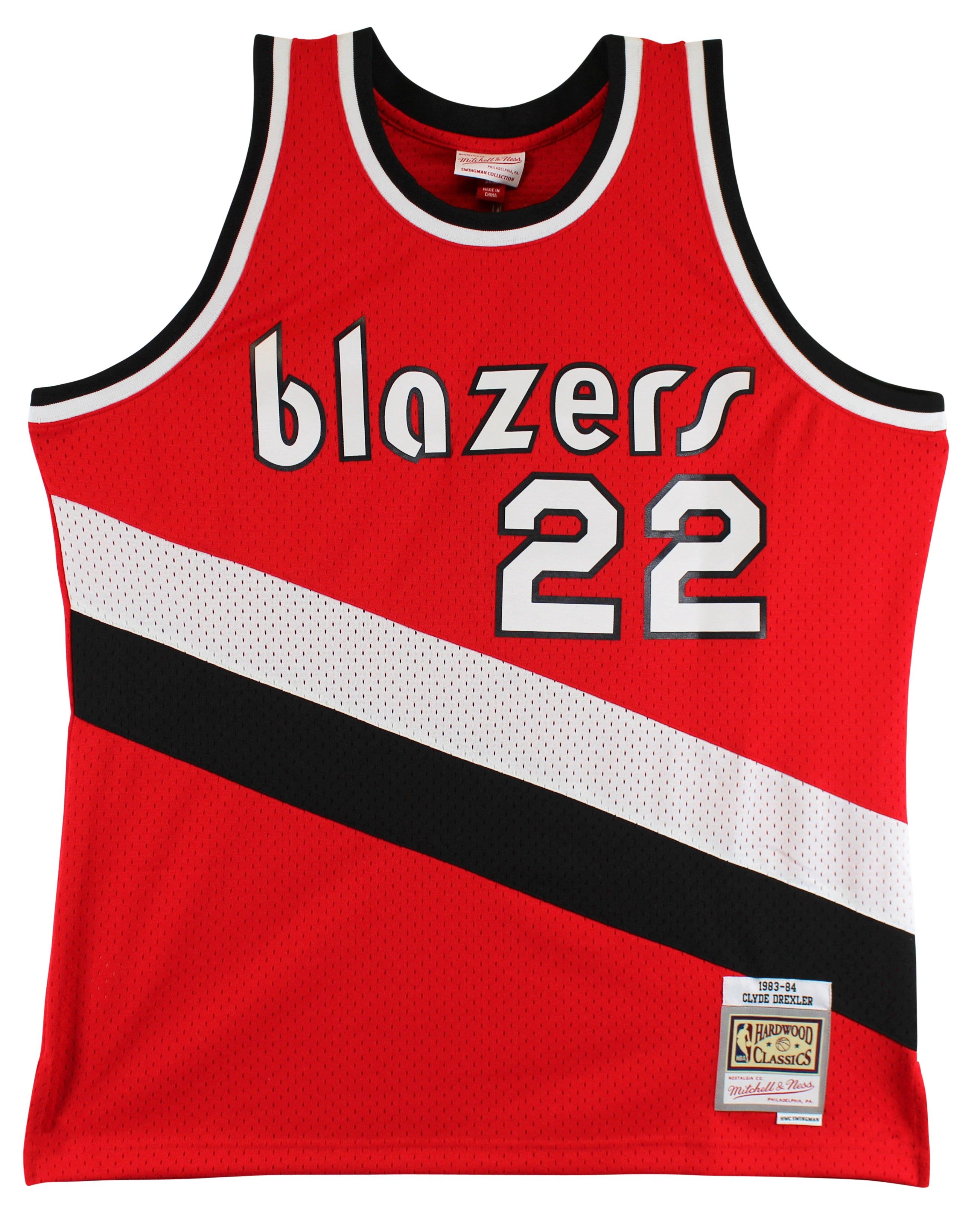 Blazers Clyde Drexler "HOF 04" Signed Red Mitchell & Ness Jersey BAS Witnessed