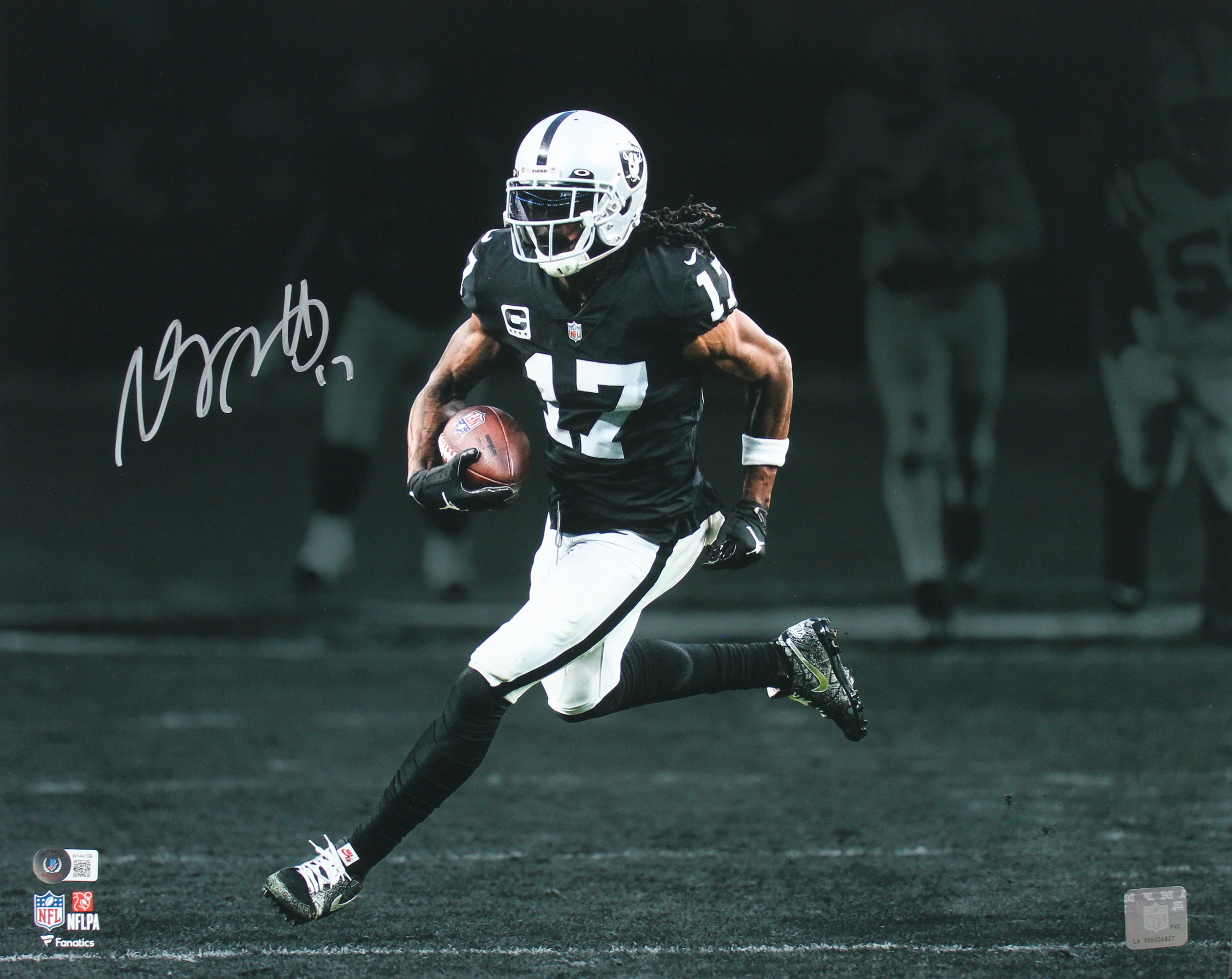 Raiders Davante Adams Signed 16x20 Horizontal Spotlight  Photo BAS Witnessed