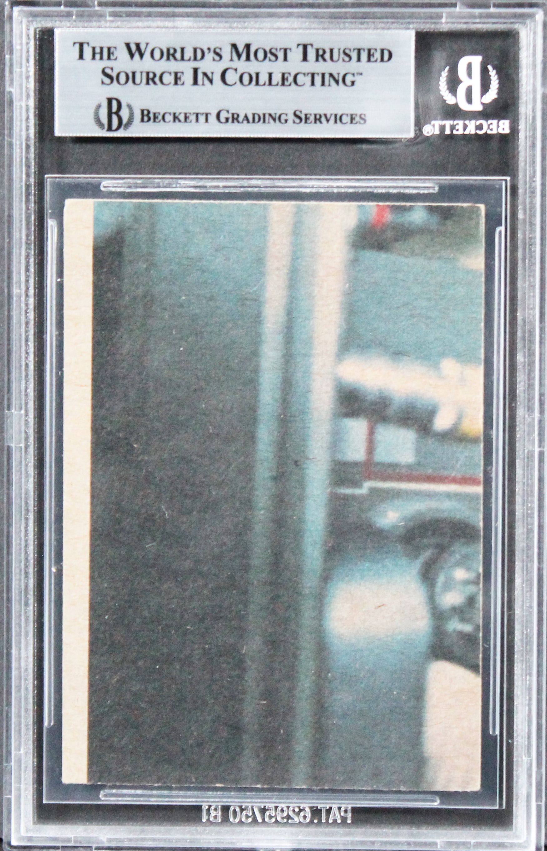 Mark Hamill Star Wars Authentic Signed 1977 Star Wars #1 Card BAS Slabbed 4