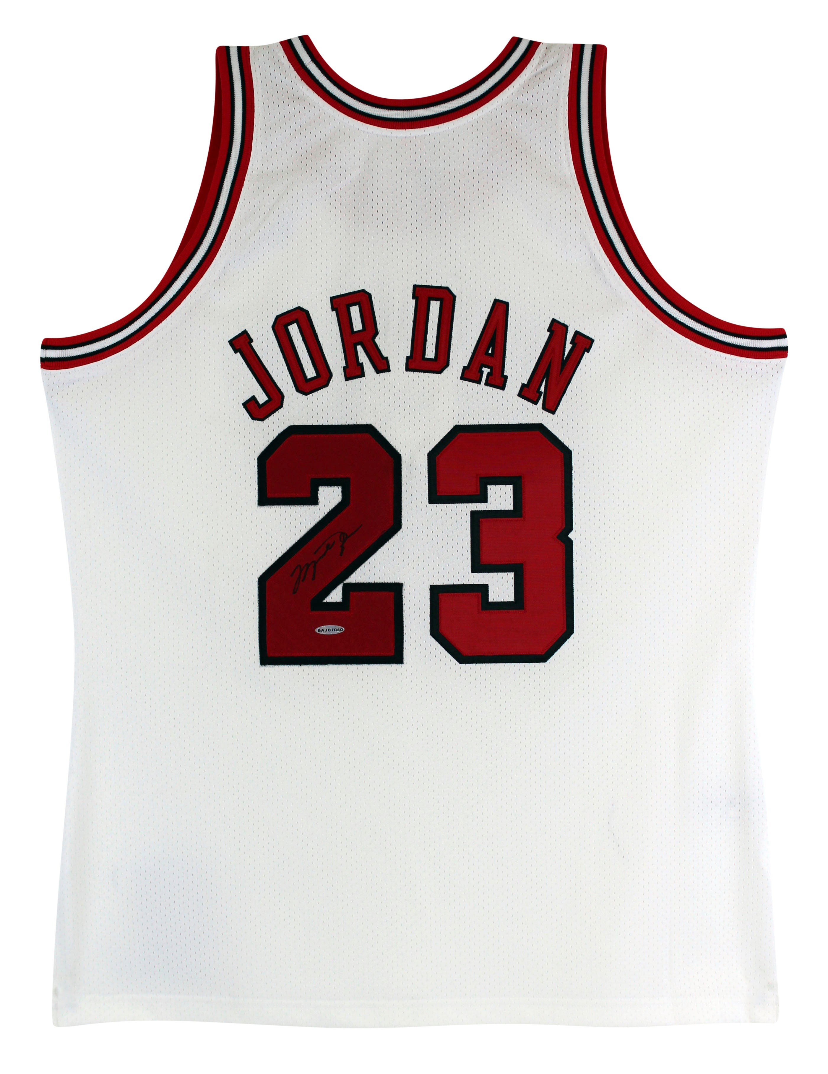 Bulls Michael Jordan Signed 97-98 White Nike HWC Authentic Jersey UDA #BAJ07040