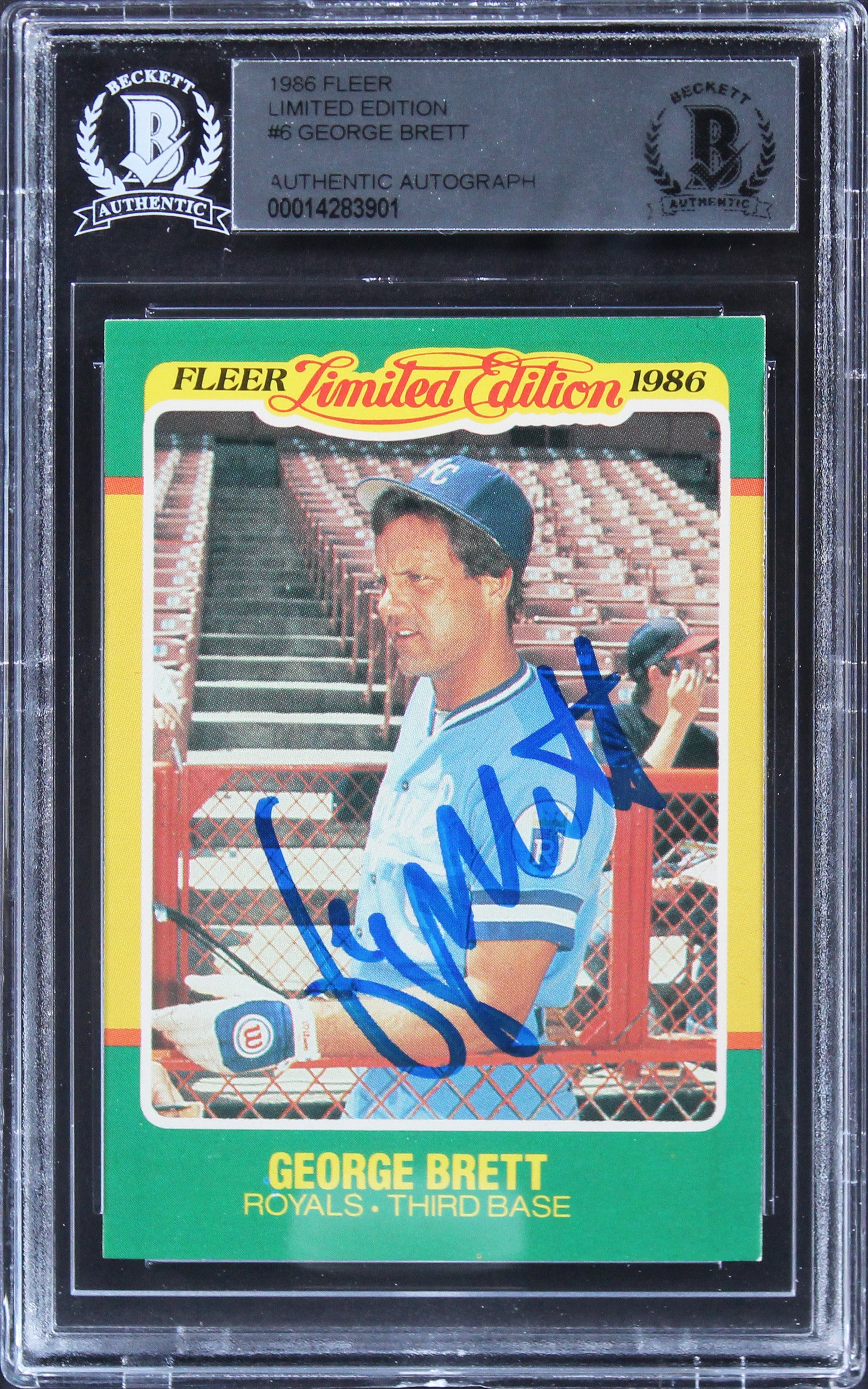 Royals George Brett Authentic Signed 1986 Fleer Limited Edition #6 Card BAS Slab