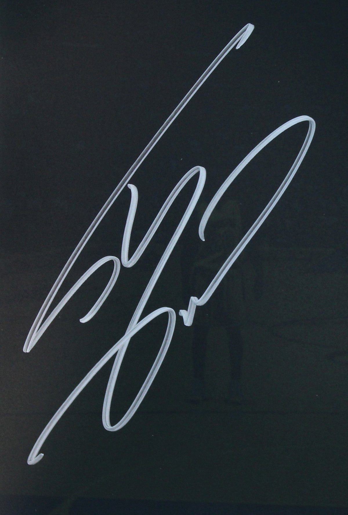 Lakers Shaquille O'Neal Signed 16x20 Vs. Pistons Vertical Photo BAS Witnessed