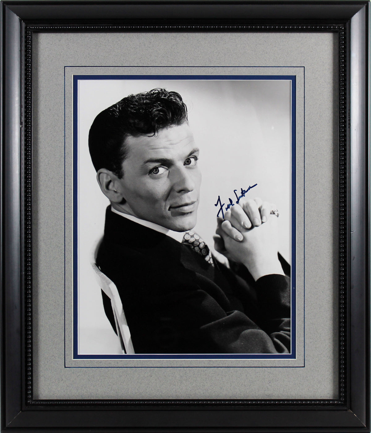 Frank Sinatra Authentic Signed 11x14 Framed Black & White Photo JSA #Z22935