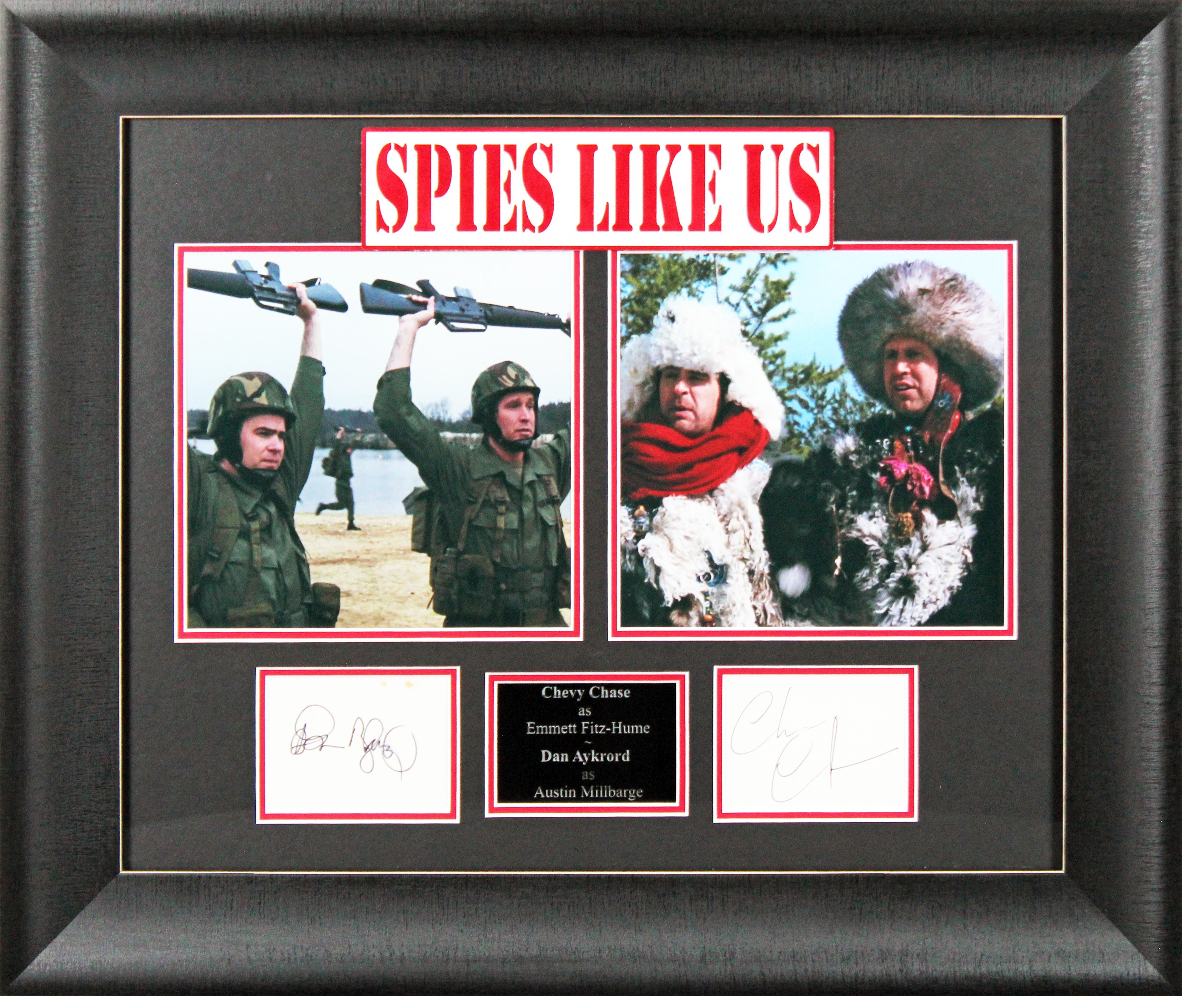 Chevy Chase & Dan Aykroyd Spies Like Us Signed 3x5 Index Card Framed Display BAS