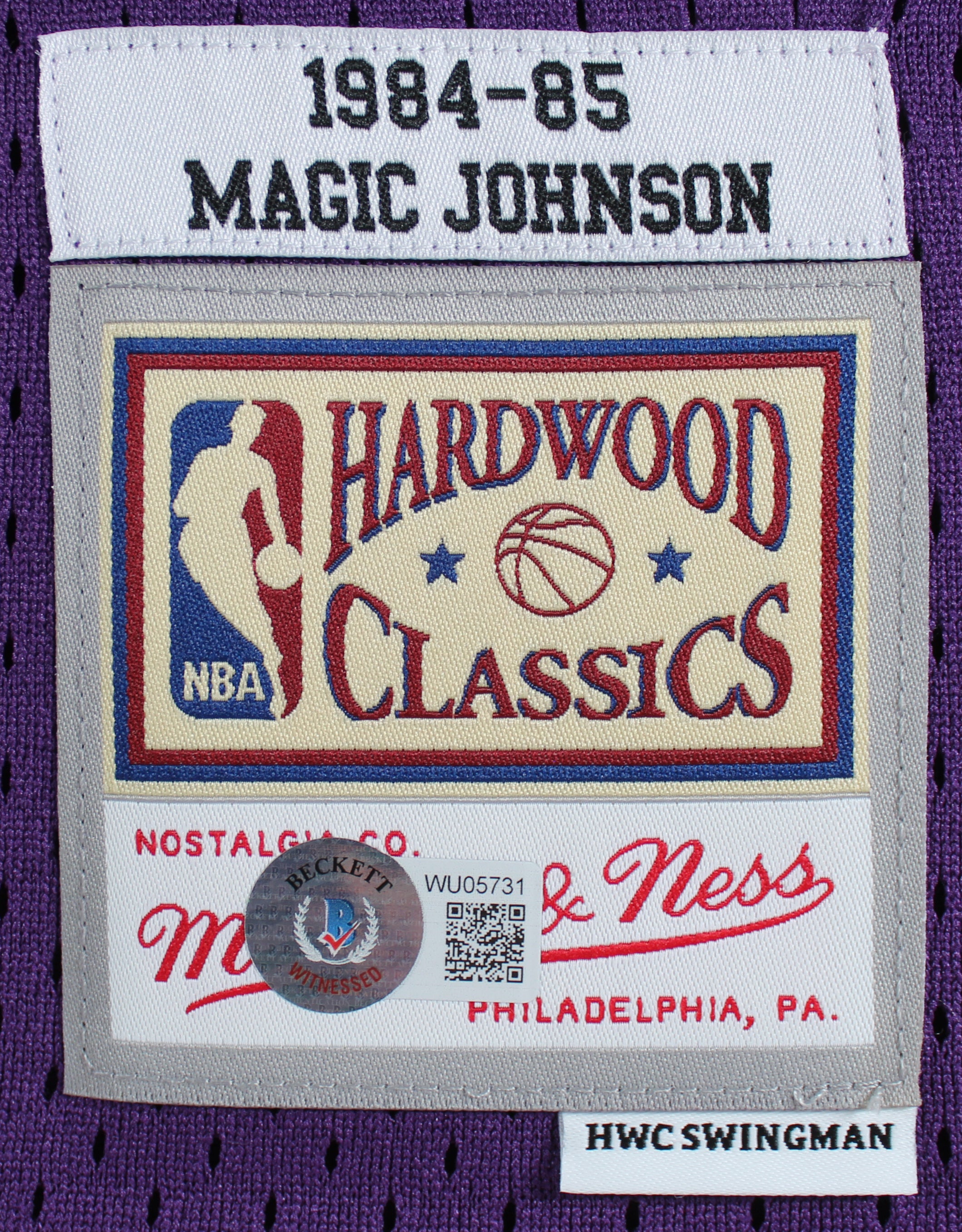 Lakers Magic Johnson "HOF 02" Signed Purple M&N HWC Swingman Jersey BAS Witness