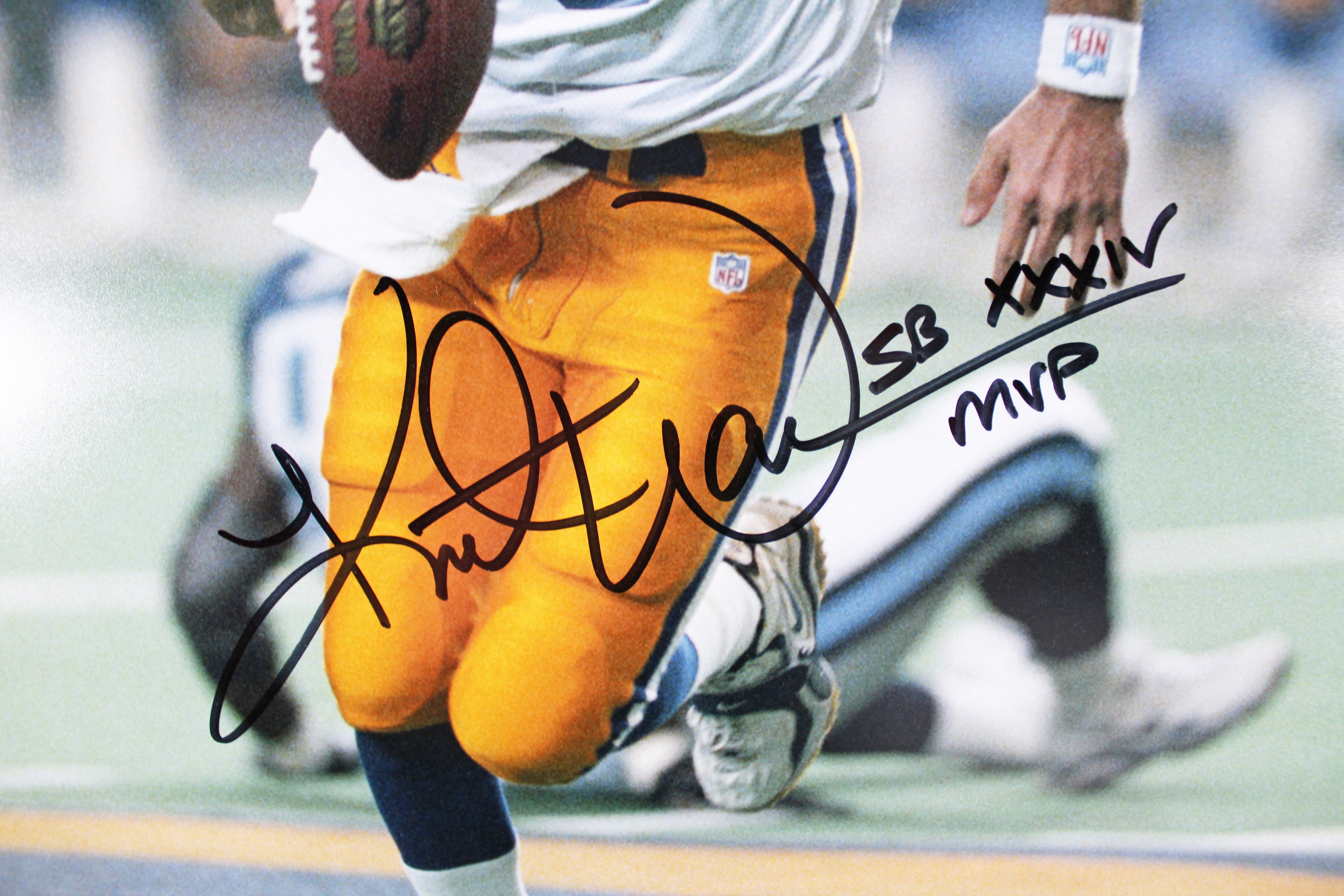 Rams Kurt Warner "SB XXXIV MVP" Signed 16x20 Photo BAS Witnessed #1W578258