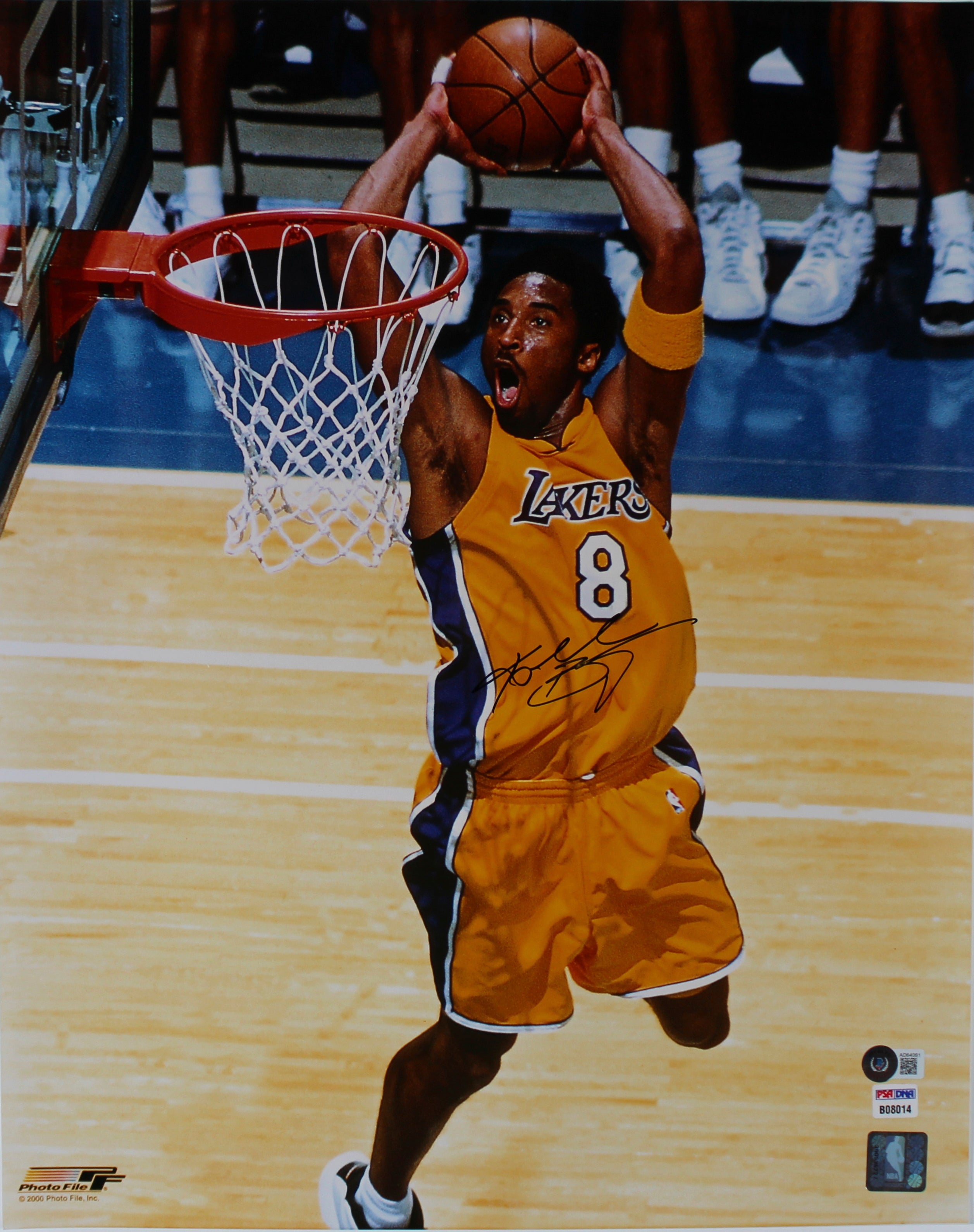 Lakers Kobe Bryant Signed 16x20 Vertical Dunking Framed Photo BAS #AD64061