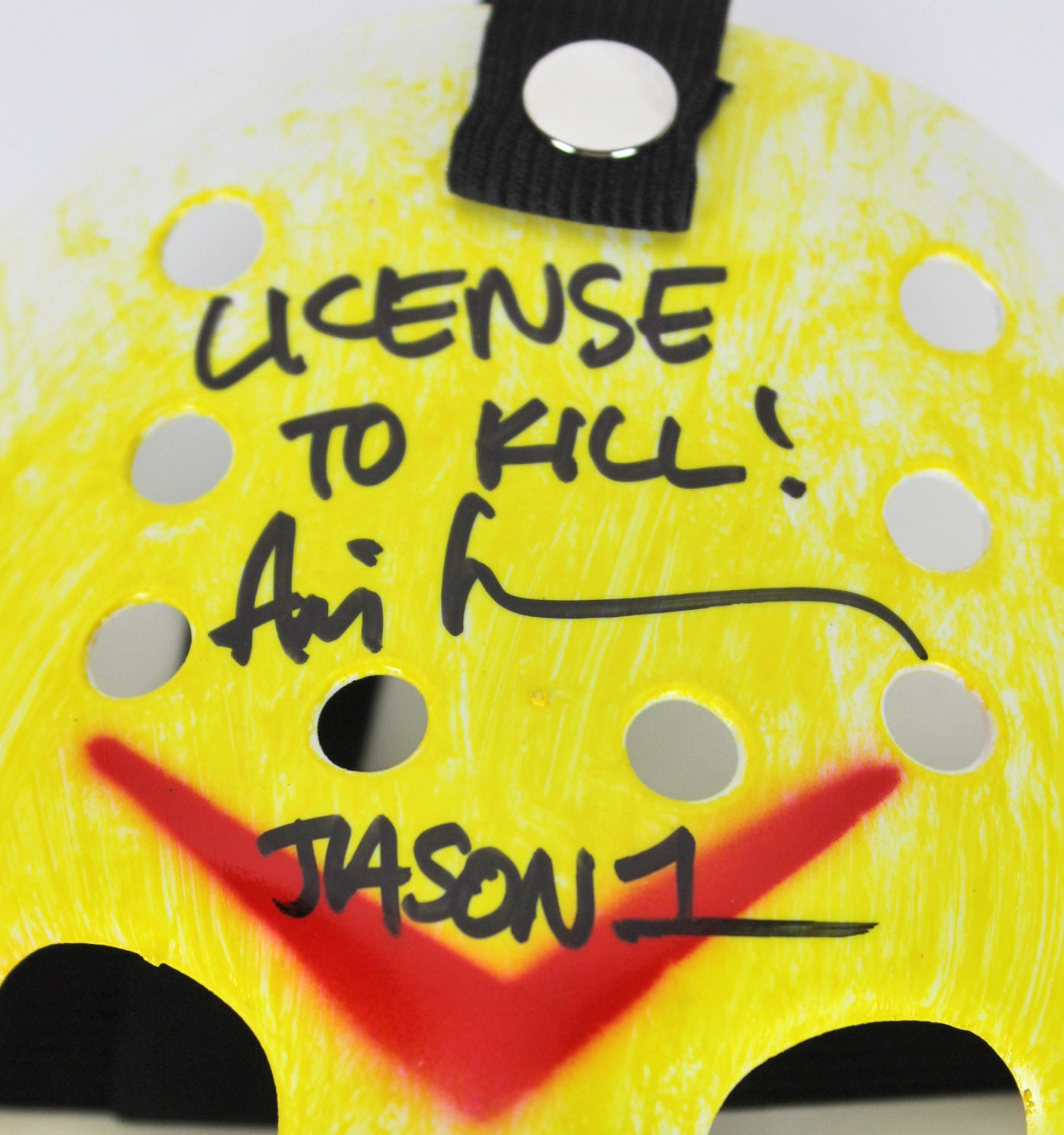 Ari Lehman Friday The 13th "License To Kill!" Signed Yellow Jason Mask BAS