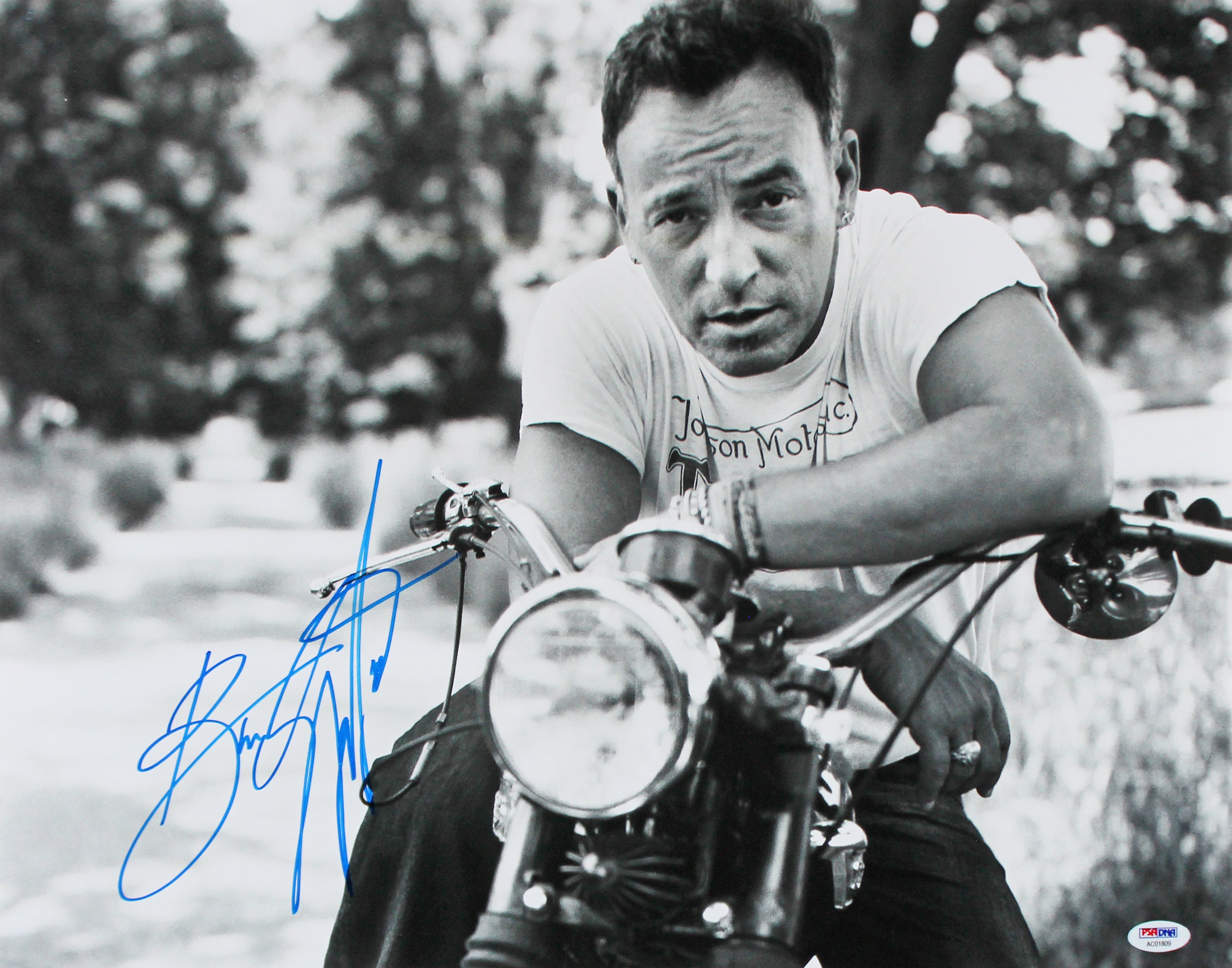 Bruce Springsteen Authentic Signed 16x20 Photo Autographed PSA/DNA #AC01809