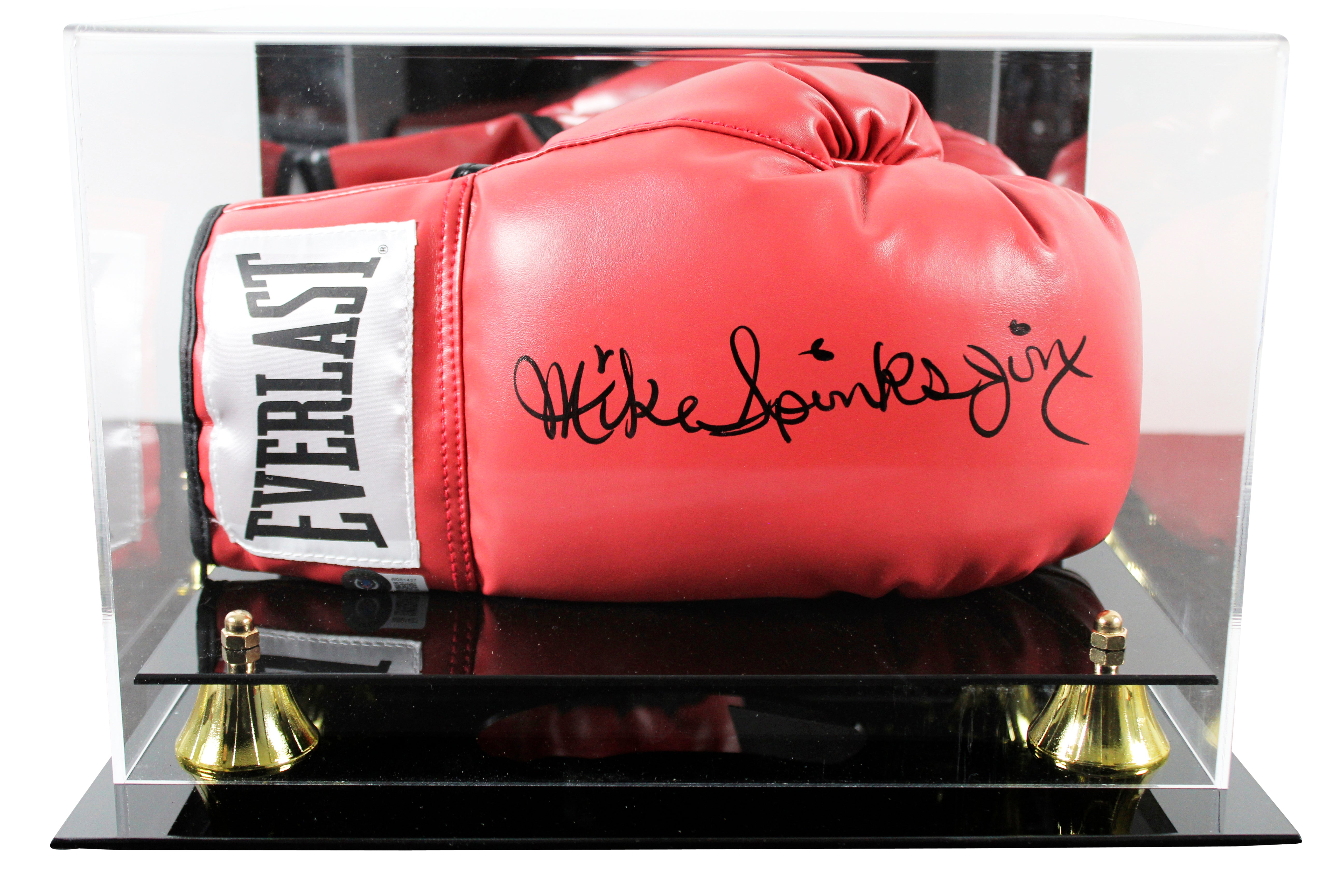 Michael Spinks Signed Right Hand Red Everlast Boxing Glove W/ Case BAS Witnessed