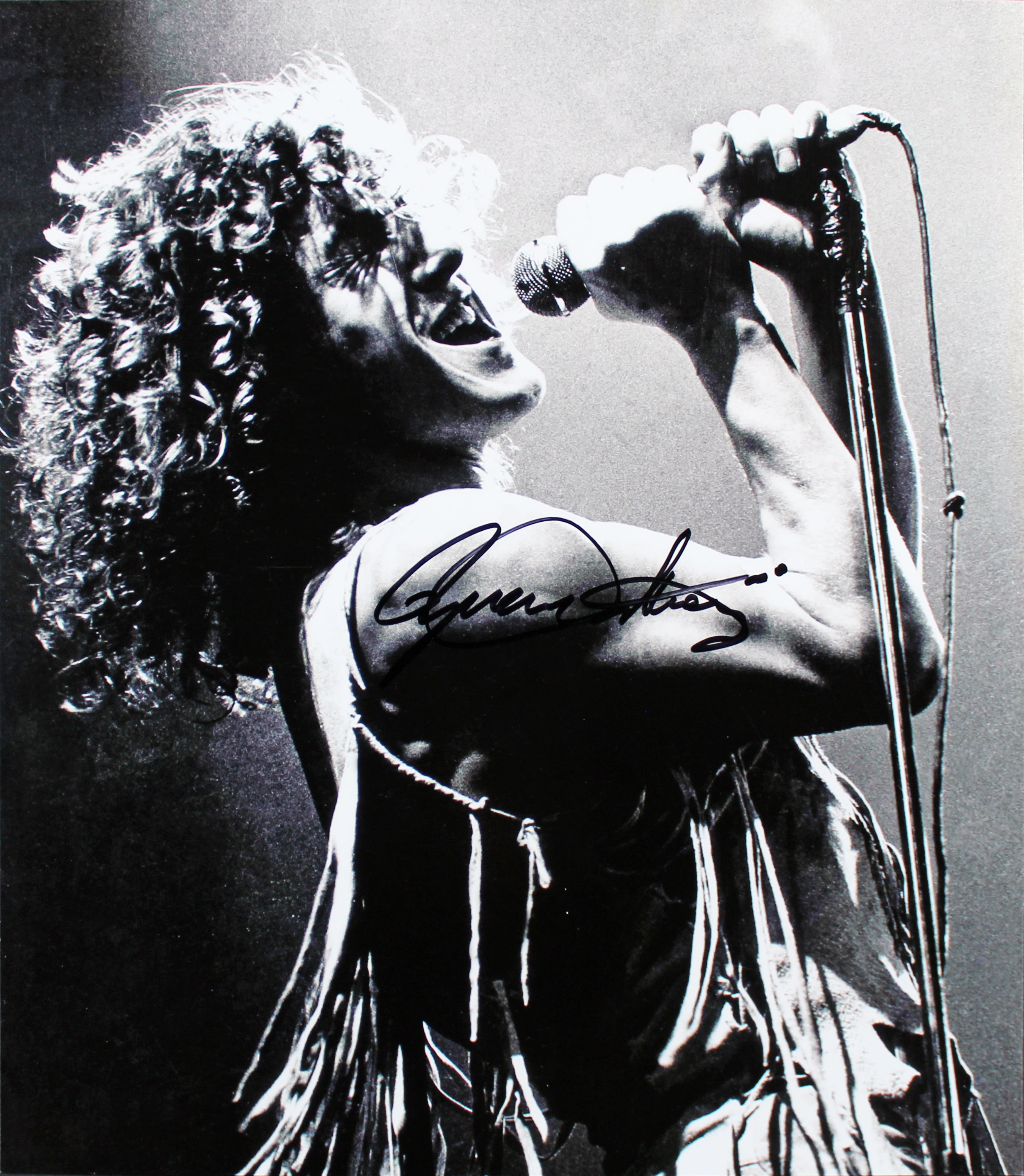 Roger Daltrey The Who Authentic Signed B&W 14.5x16.5 Photo JSA #GG08396