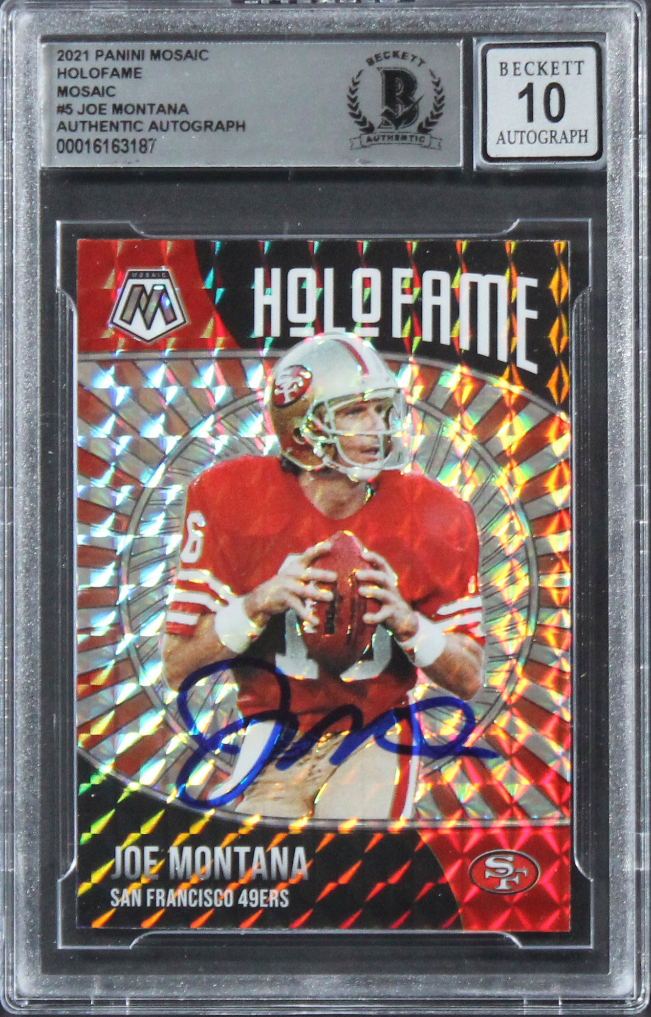 49ers Joe Montana Signed 2021 Panini Mosaic Holofame #5 Card Auto 10! BAS Slab
