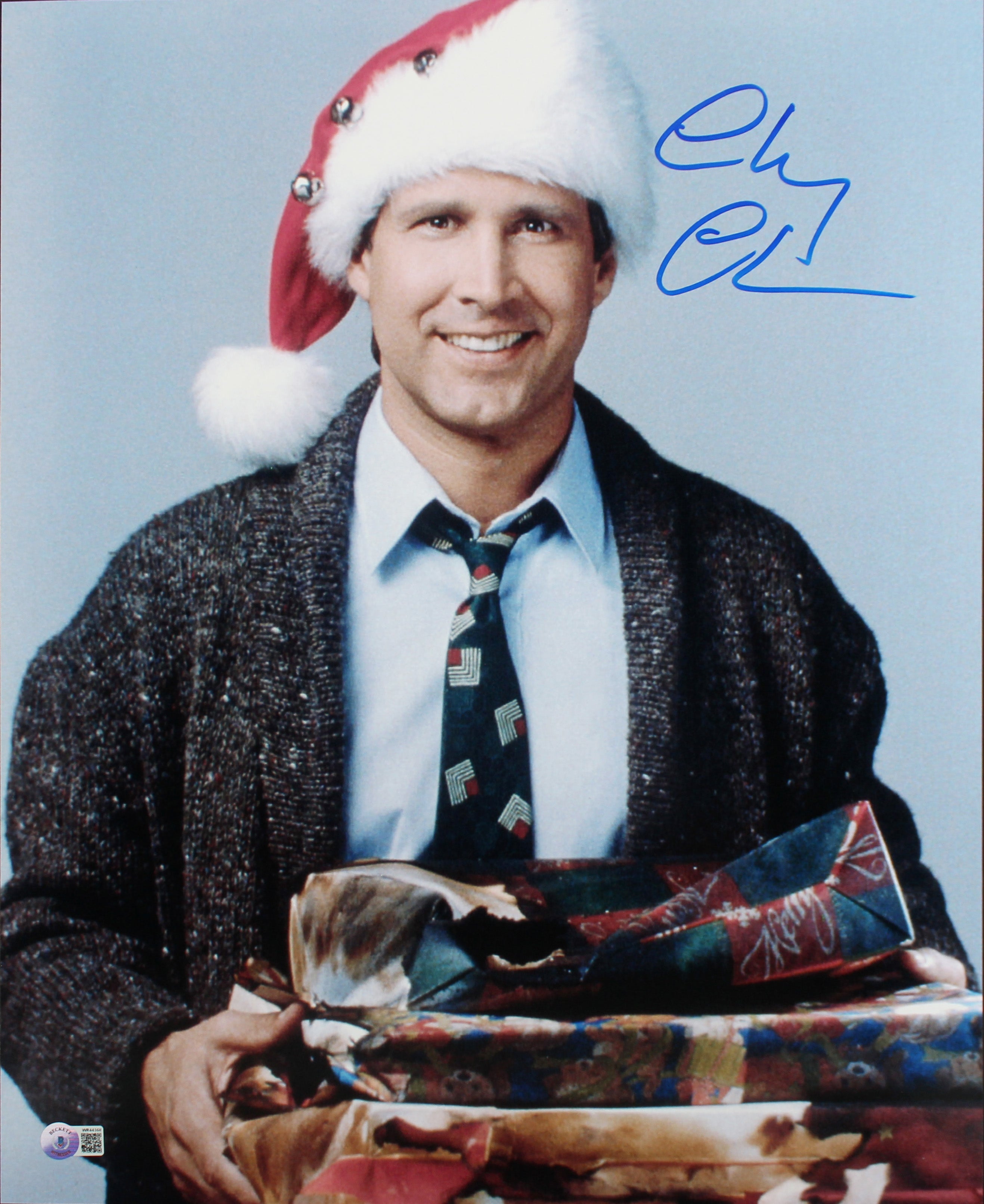 Chevy Chase Christmas Vacation Authentic Signed 16x20 Presents Photo BAS Witness