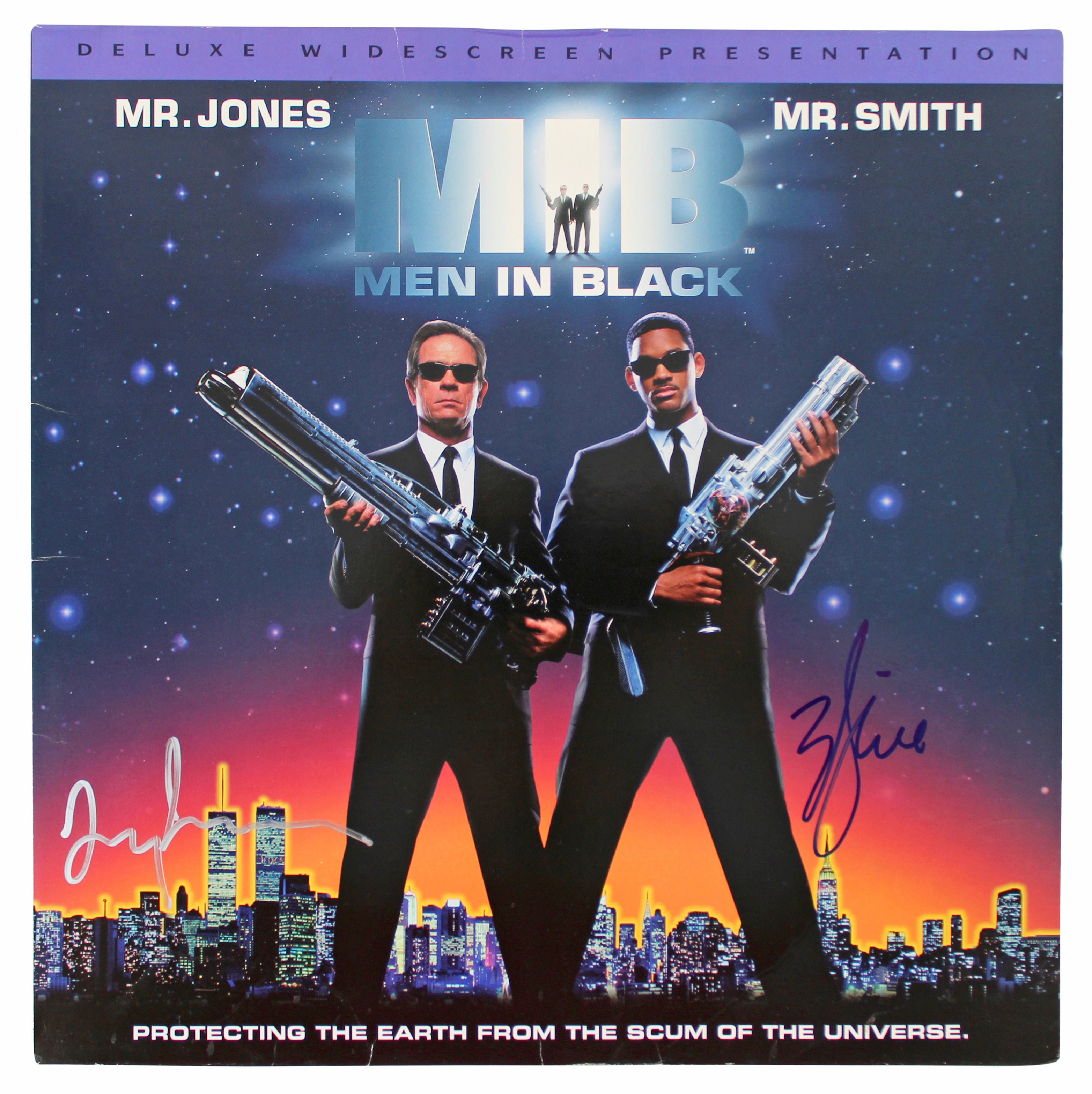 Will Smith & Tommy Lee Jones MIB Signed Laserdisc Cover W/Disk BAS #AA01513