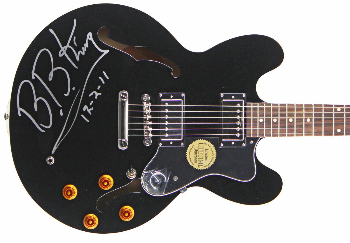 B.B. King 12-2-11 Authentic Signed Epiphone Dot Guitar Autographed BAS #A39866