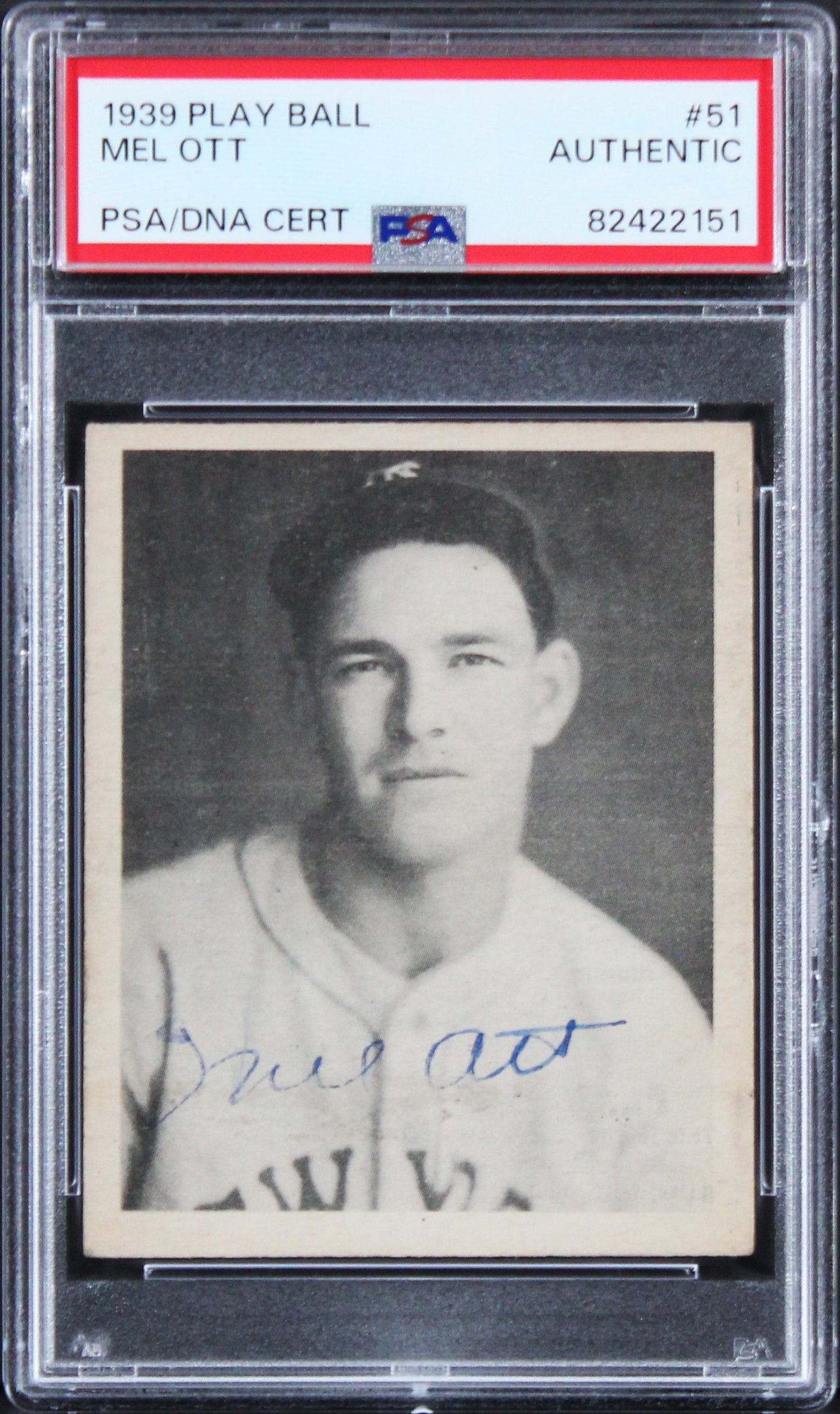 Giants Mel Ott Authentic Signed 1939 Play Ball #51 Card PSA/DNA Slabbed