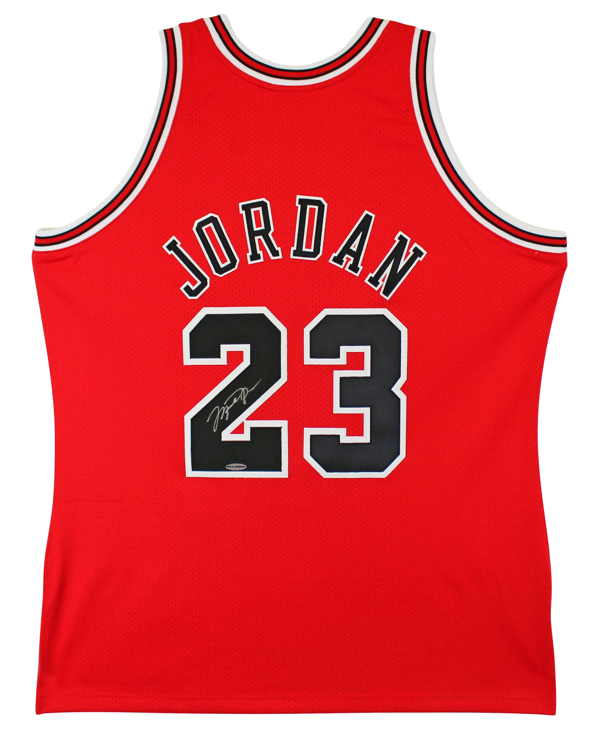 Bulls Michael Jordan Signed 97-98 Red M&N HWC Authentic Jersey UDA #BAJ78459