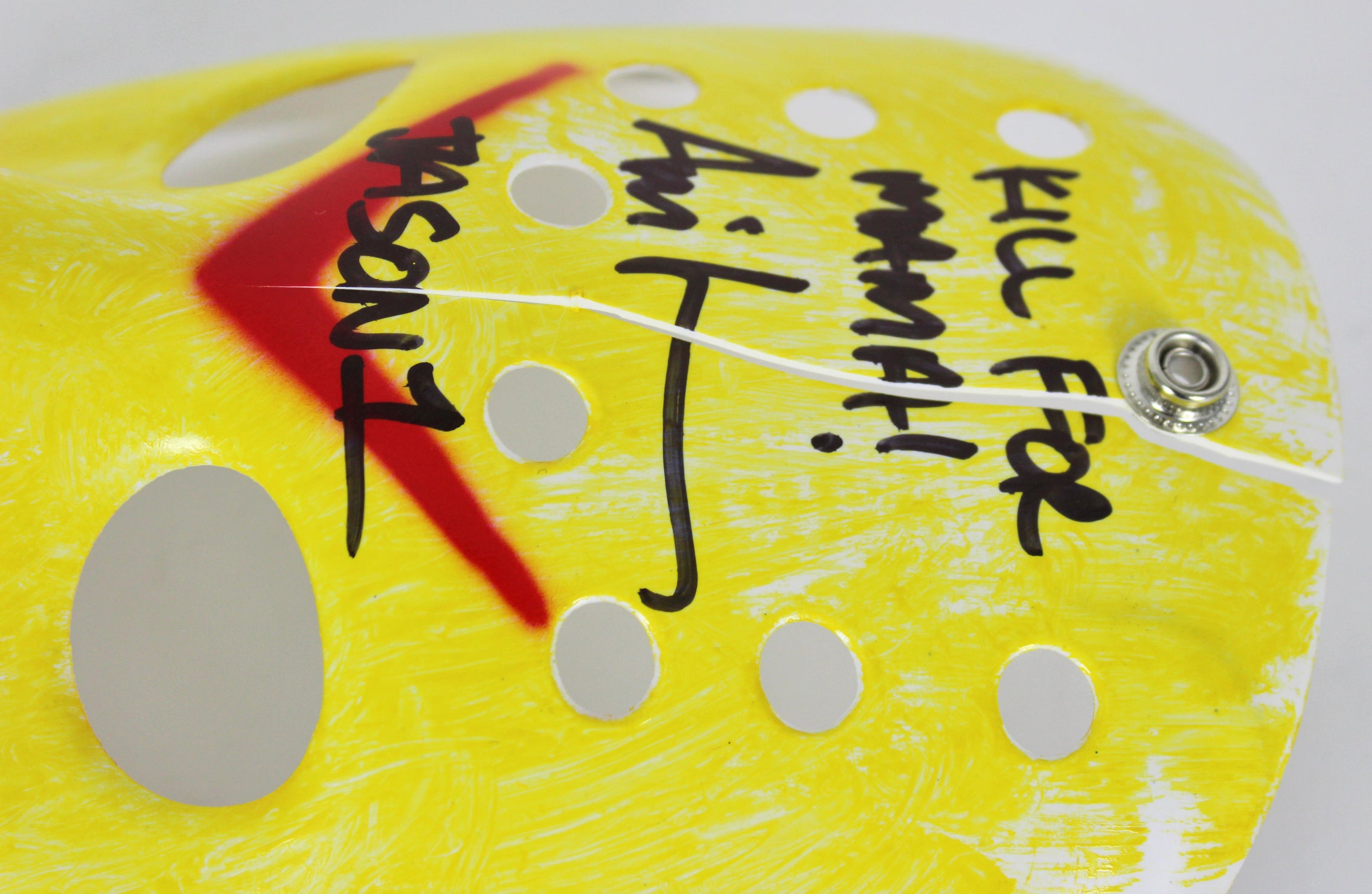 Ari Lehman Friday The 13th "Kill For Mama!" Signed Yellow Jason Mask BAS #D67491