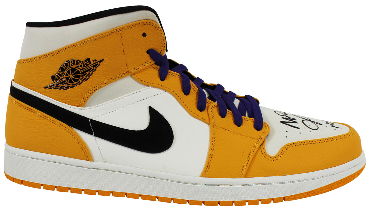 Lakers Magic Johnson HOF 02 Signed 2018 Nike Air Jordan 1 Size 18 Shoes BAS Wit
