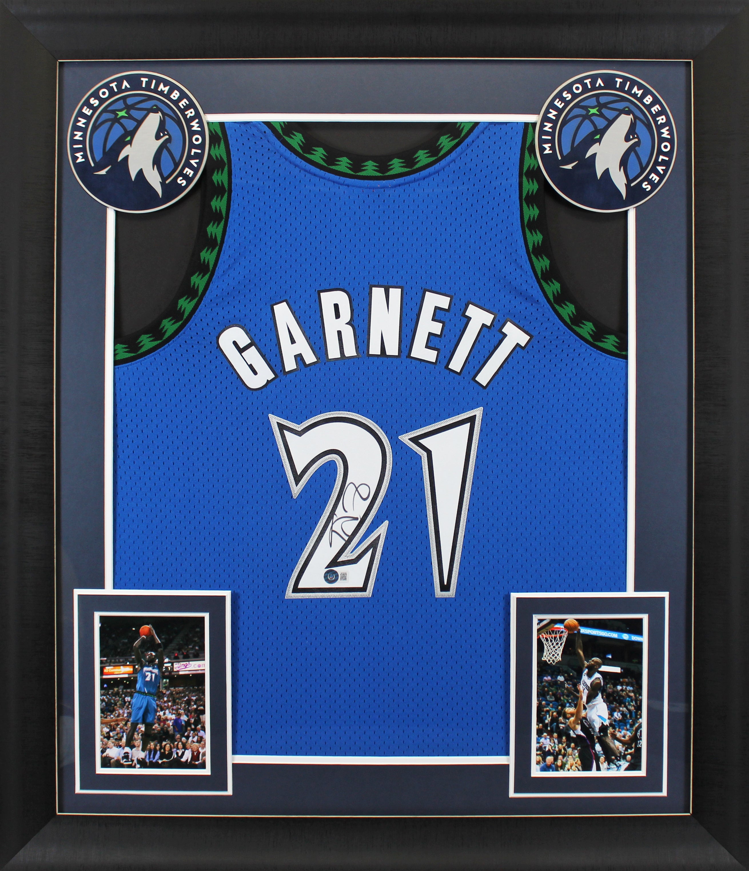Timberwolves Kevin Garnett Signed Blue 2003-04 M&N HWC Framed Jersey BAS Witness