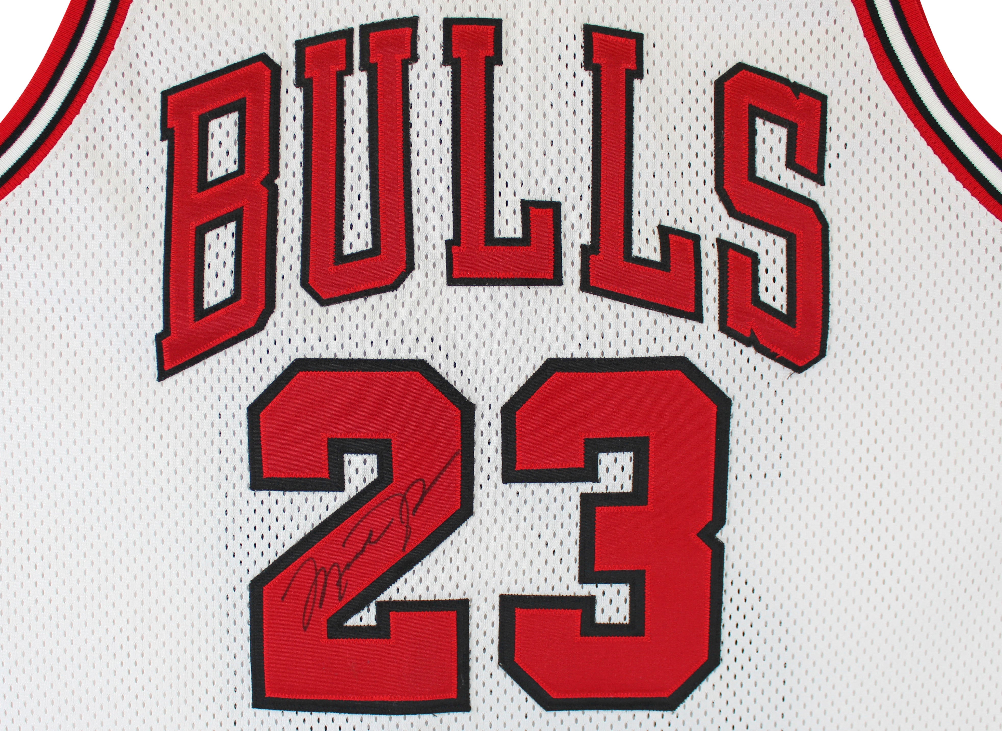 Bulls Michael Jordan Authentic Signed 1997-1998 Game Used White Nike Uniform BAS