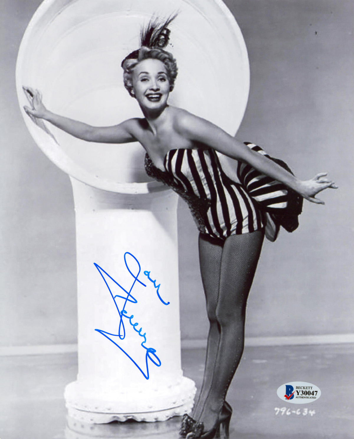 Jane Powell A Date with Judy Authentic Signed 8x10 Photo Autographed BAS #Y30047