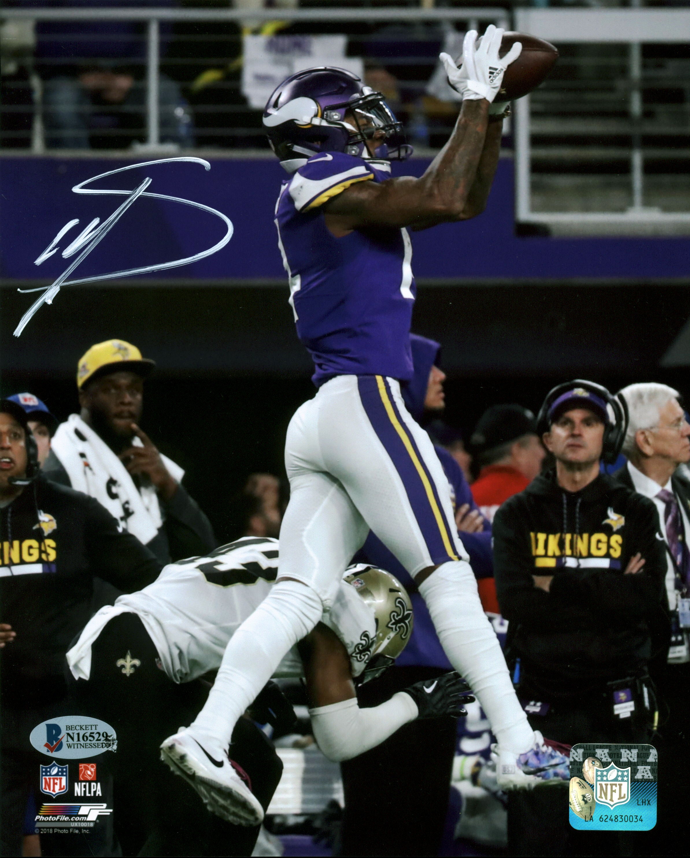 Vikings Stefon Diggs Authentic Signed 8x10 Minnesota Miracle Photo BAS Witnessed