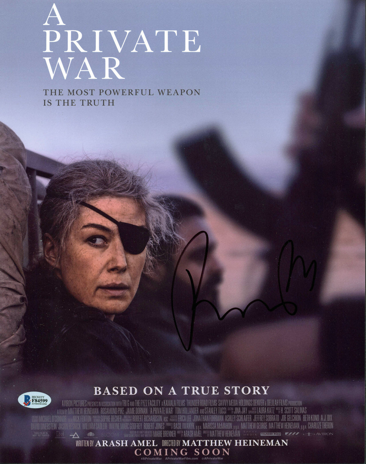 Rosamund Pike A Private War Authentic Signed 11x14 Photo Autographed BAS #F84599