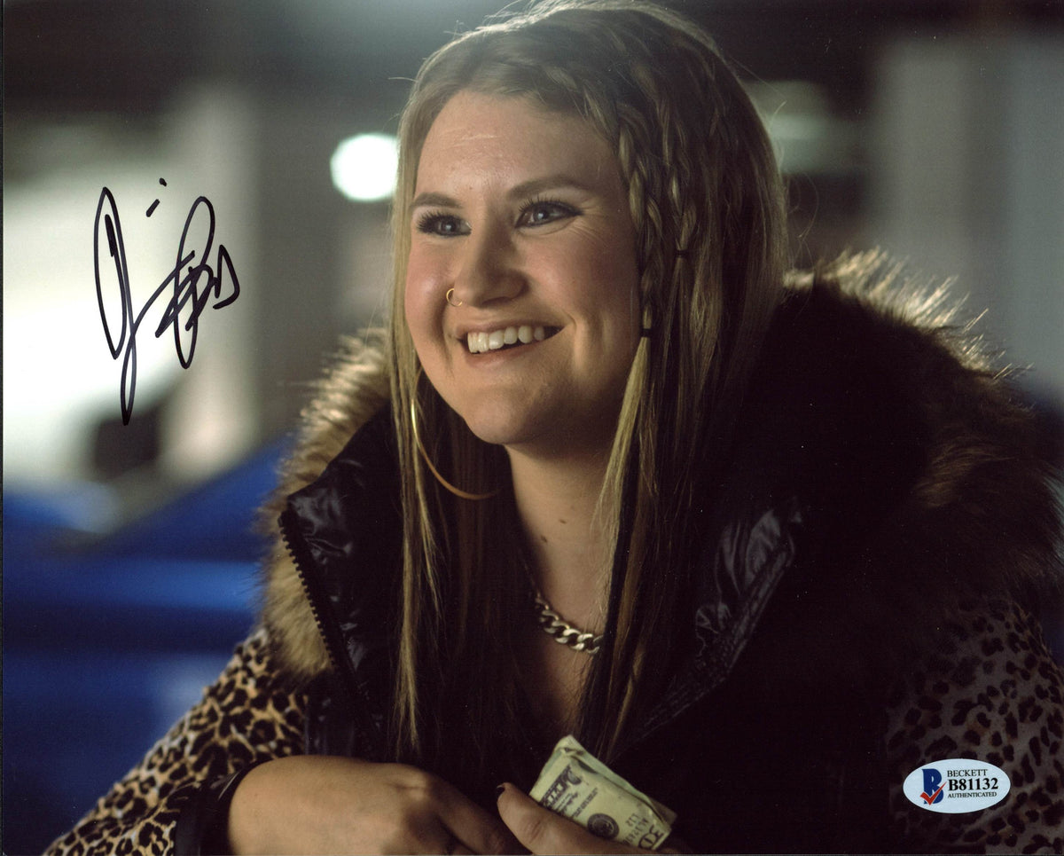 Jillian Bell Office Christmas Party Authentic Signed 8X10 Photo BAS #B81132