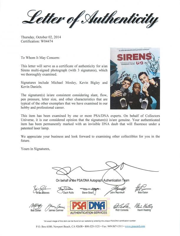 Sirens Cast (3) Mosley, Bigley & Daniels Signed Authentic 8X10 Photo PSA #W04474