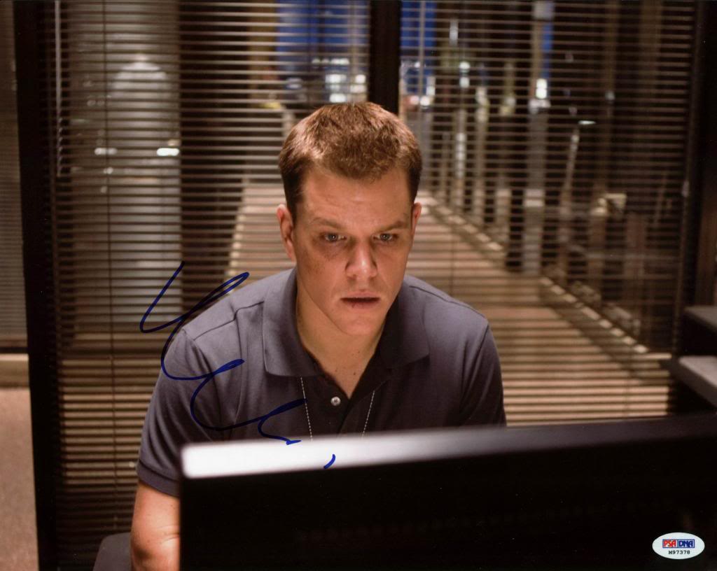 Matt Damon The Departed Signed Authentic 11X14 Photo Autographed PSA/DNA #M97378