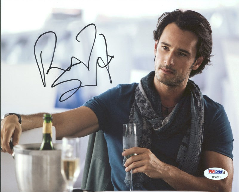 Rodrigo Santoro Focus Signed Authentic 8X10 Photo Autographed PSA/DNA #Y99281
