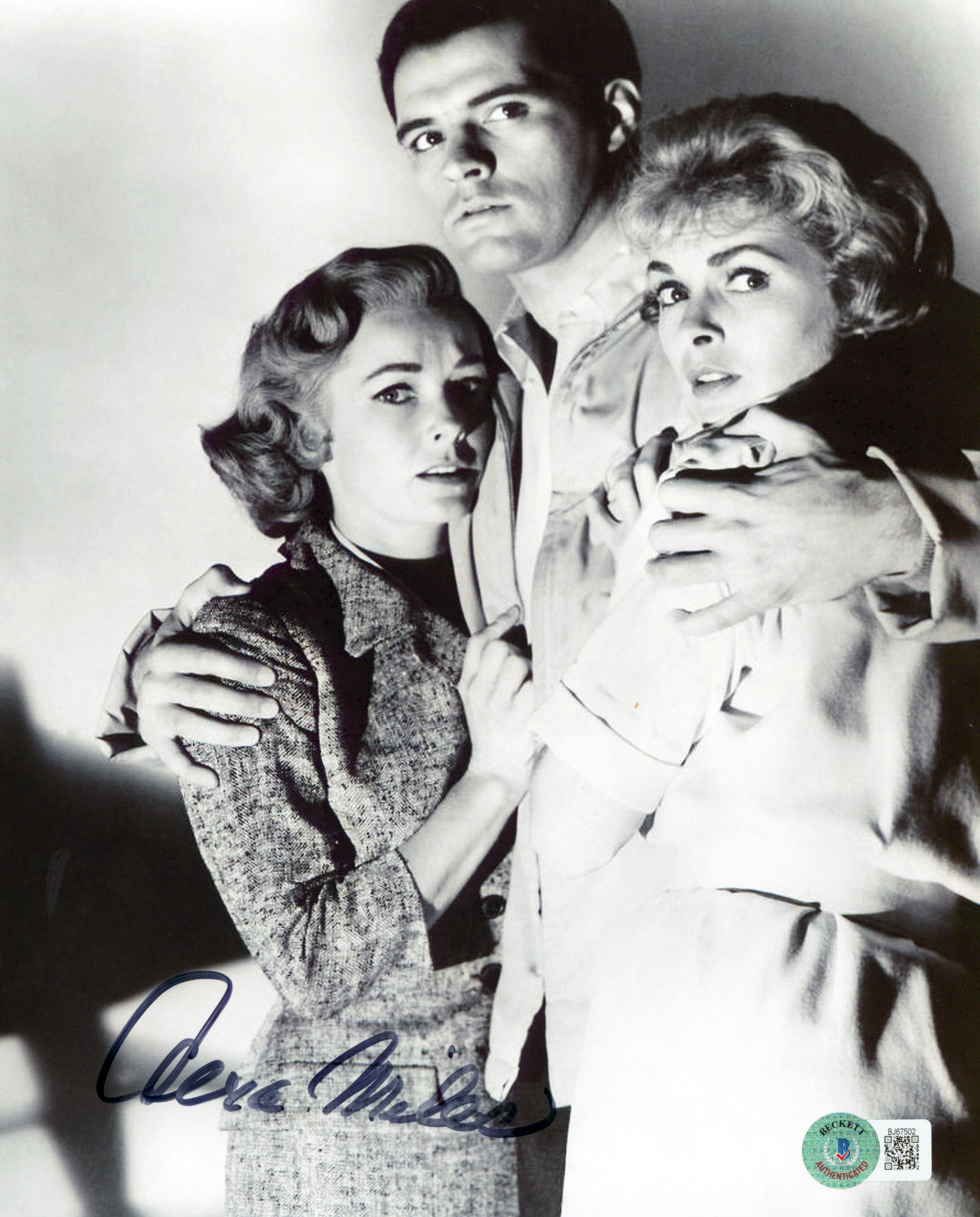 Vera Miles Psycho Authentic Signed 8x10 Photo Autographed BAS #BJ67502