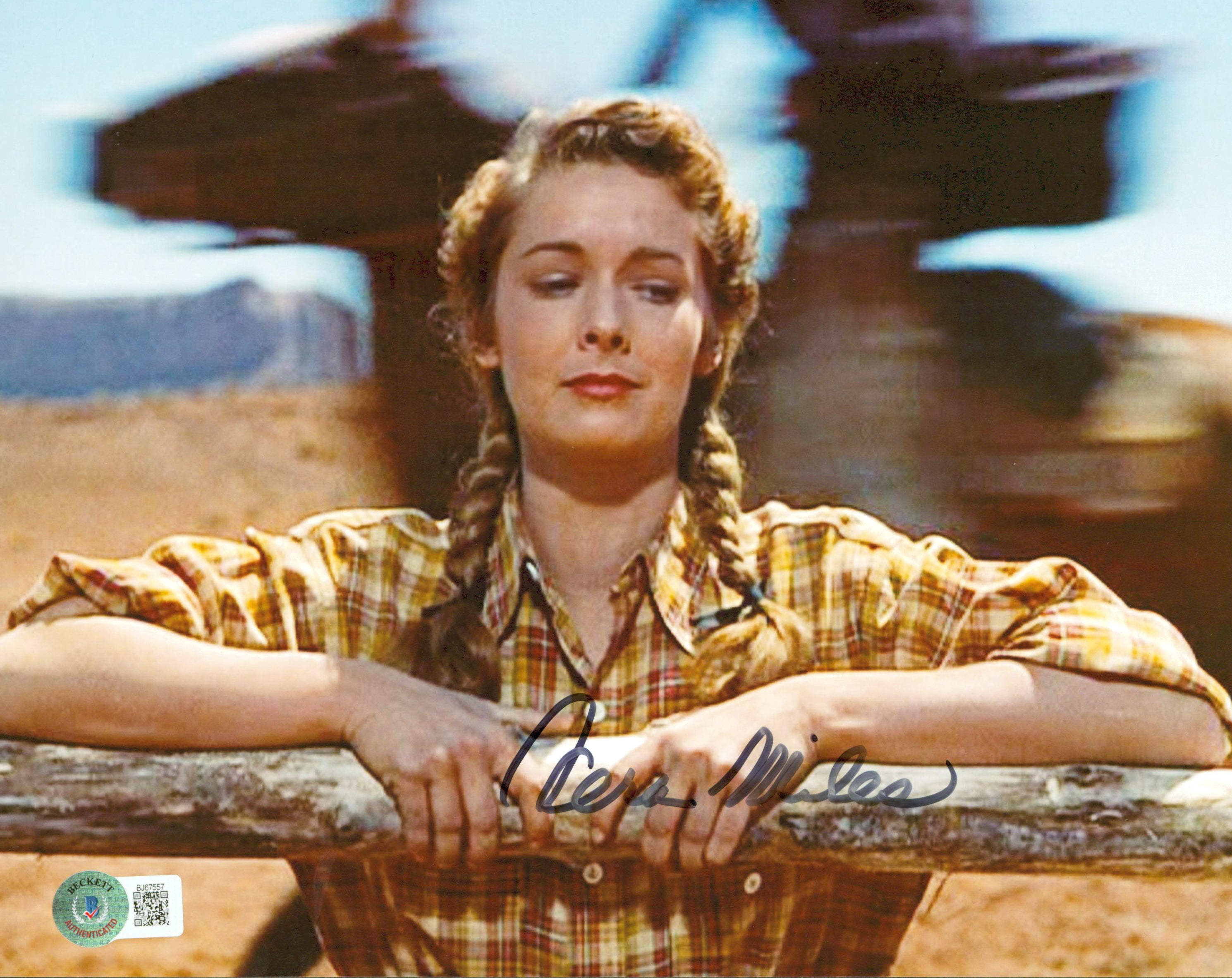 Vera Miles Psycho Authentic Signed 8x10 Photo Autographed BAS #BJ67557