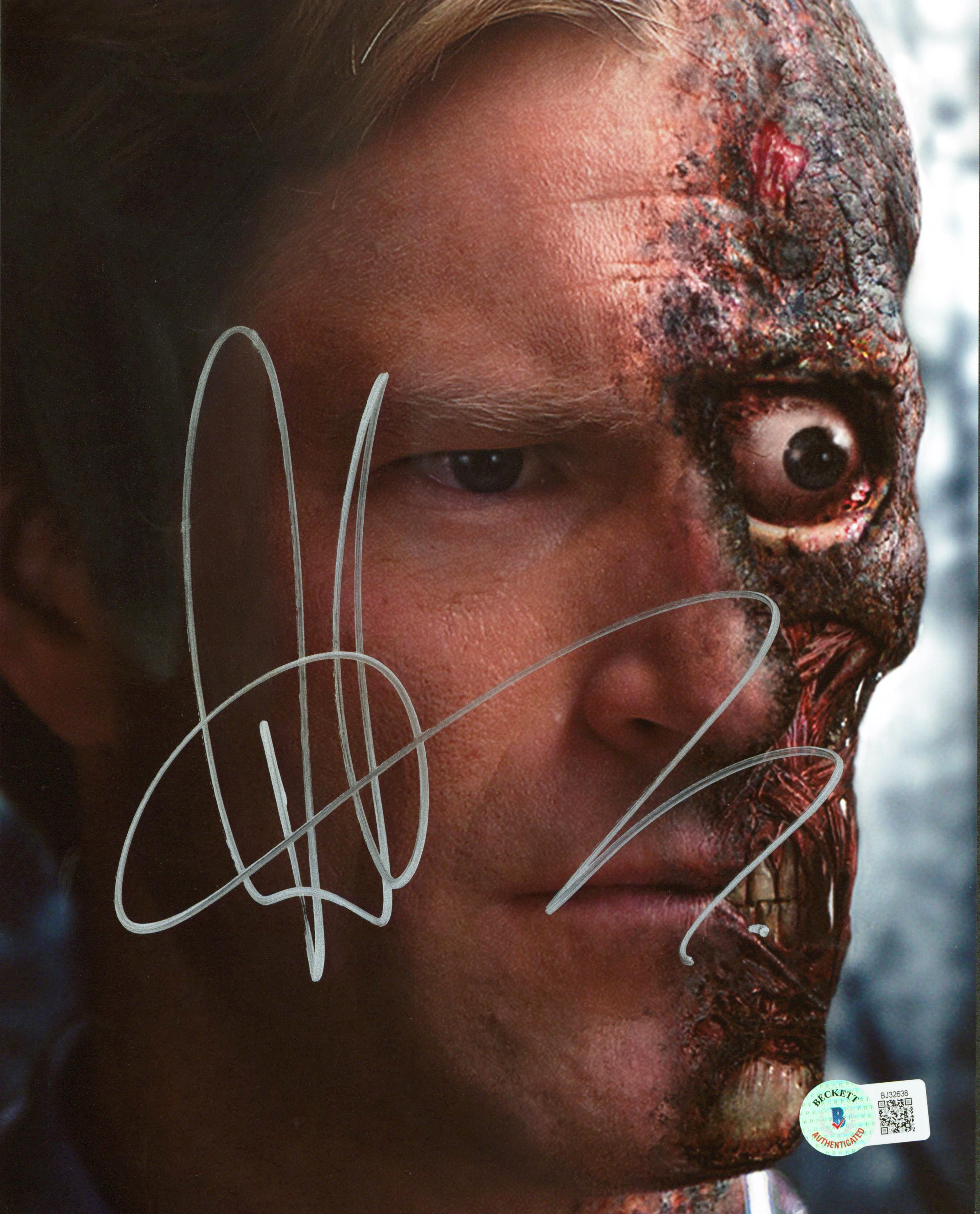 Aaron Eckhart Batman The Dark Knight Authentic Signed 8x10 Photo BAS #BJ32638