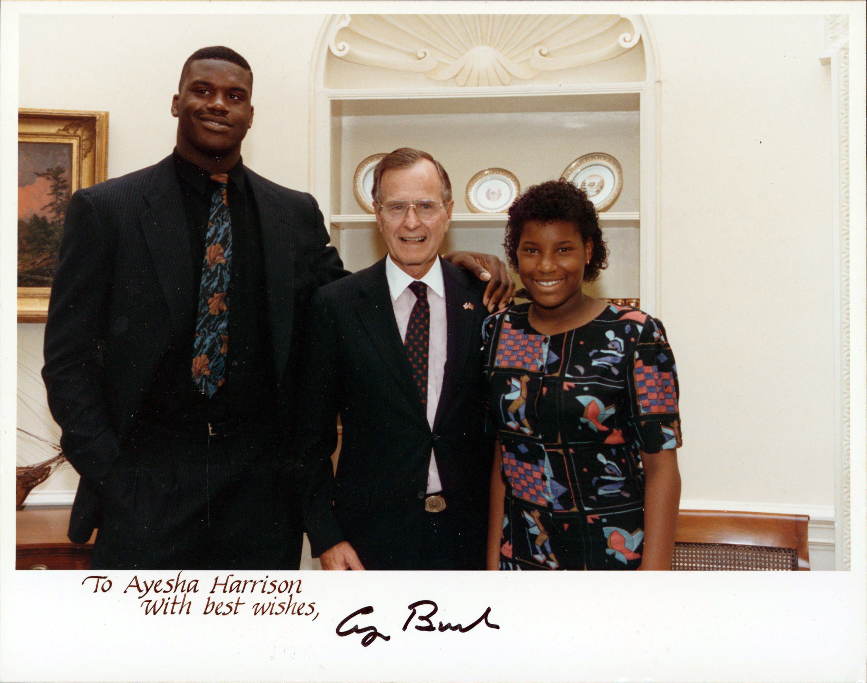 George H.W. Bush Signed 8x10 White House Photo w/ Shaquille O'Neal & Sister BAS