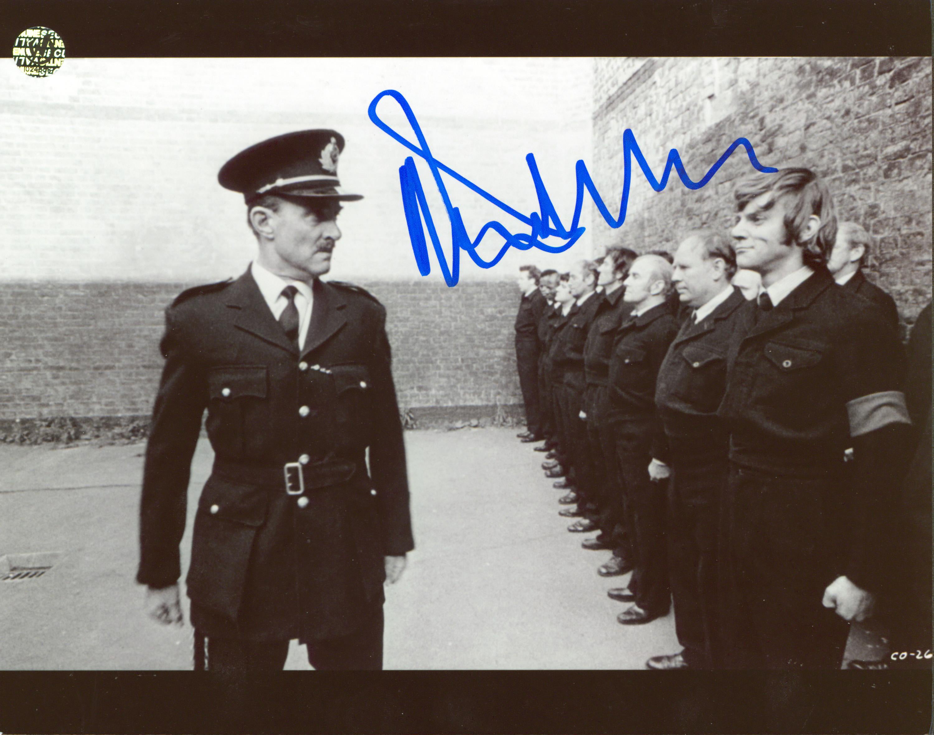 Malcolm McDowell Aces High Authentic Signed 8x10 Photo Wizard World #024356