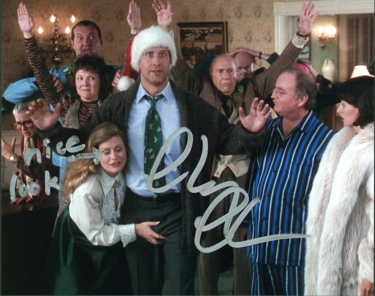 Chevy Chase Christmas Vacation Nice Look! Signed 8x10 Photo BAS Witness #WP62037